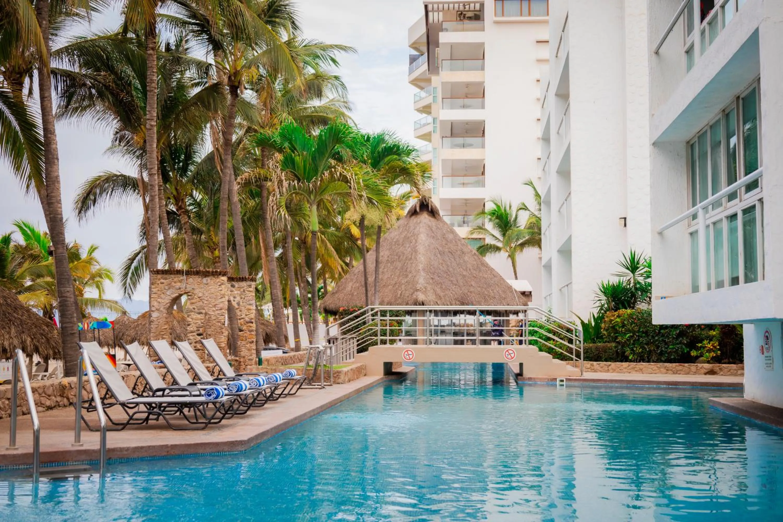 Swimming pool in Hotel Villa Varadero