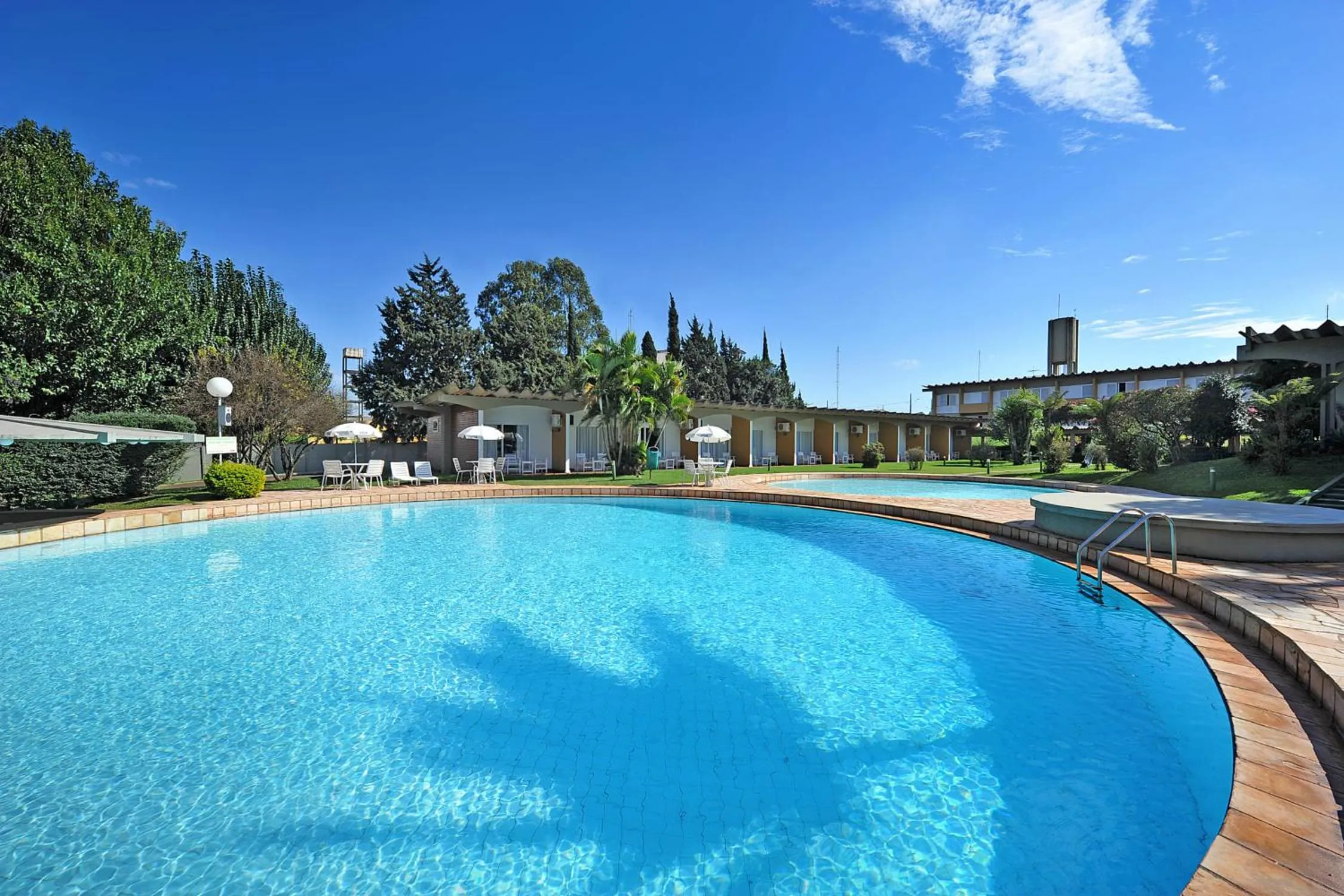 Day in Hotel Deville Express Cascavel