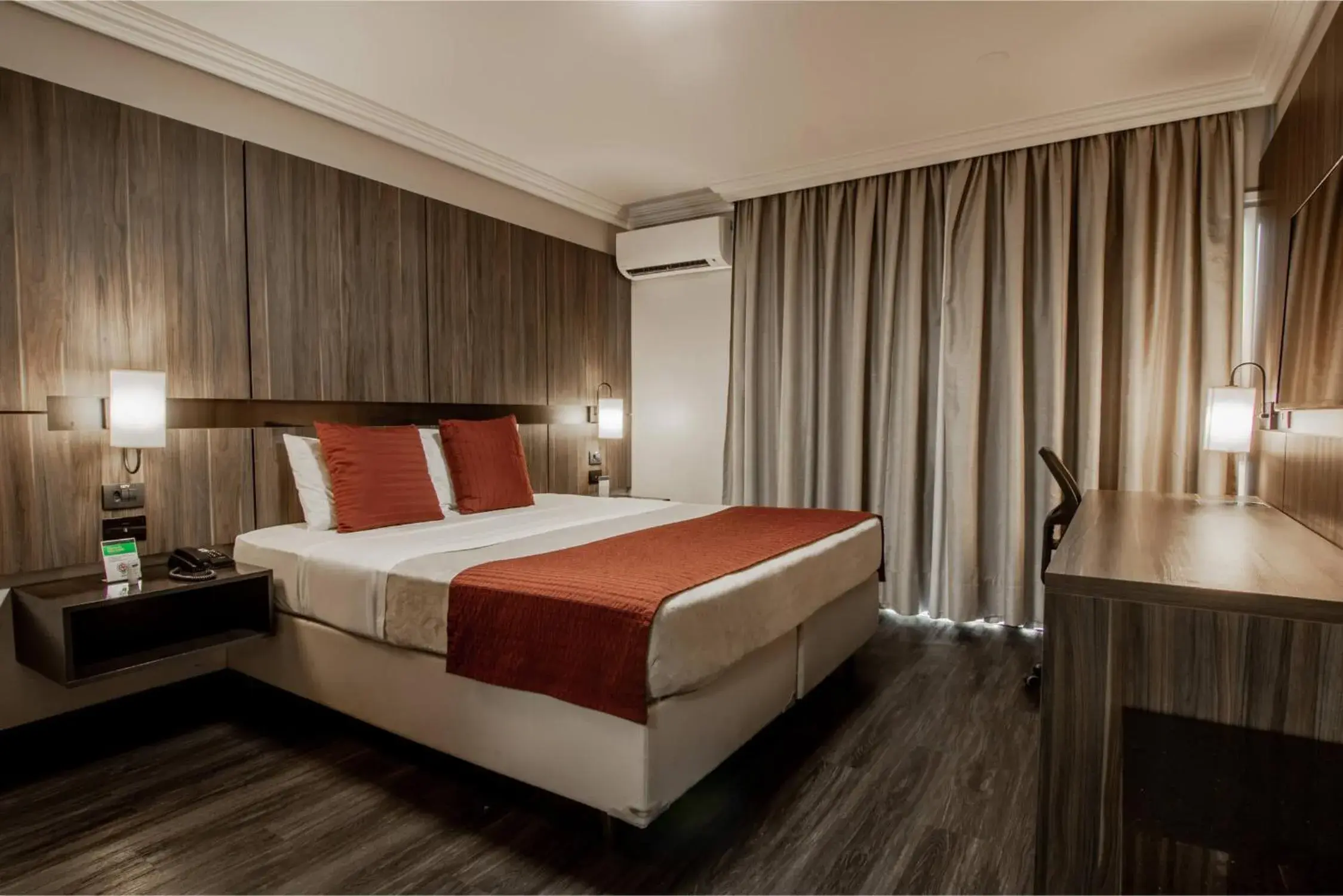 Deluxe Double Room - single occupancy in Hotel Deville Express Cascavel Deluxe Double Room - single occupancy in Hotel Deville Express Cascavel