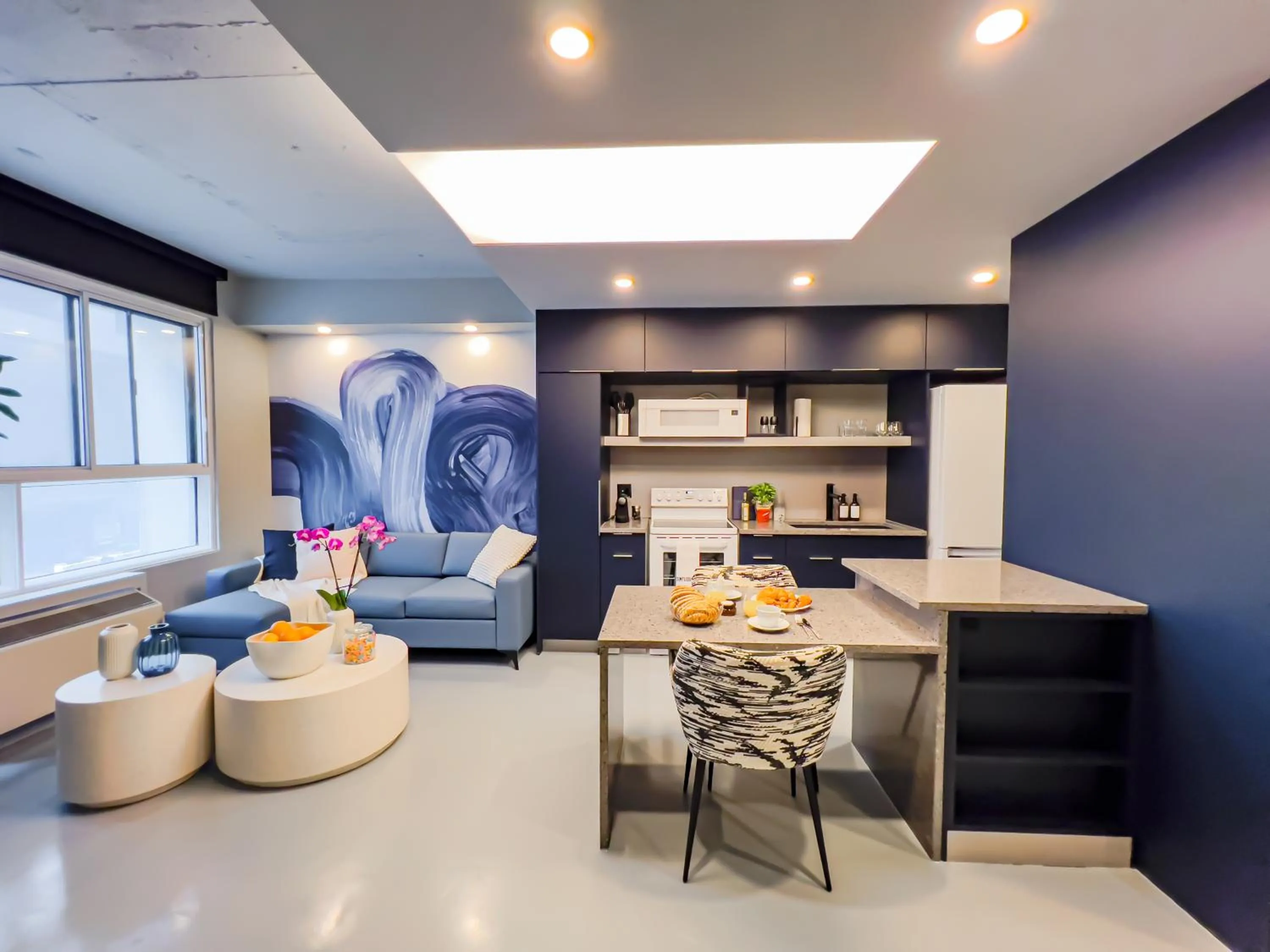 Living room in Pierce Boutique Apartments by Simplissimmo