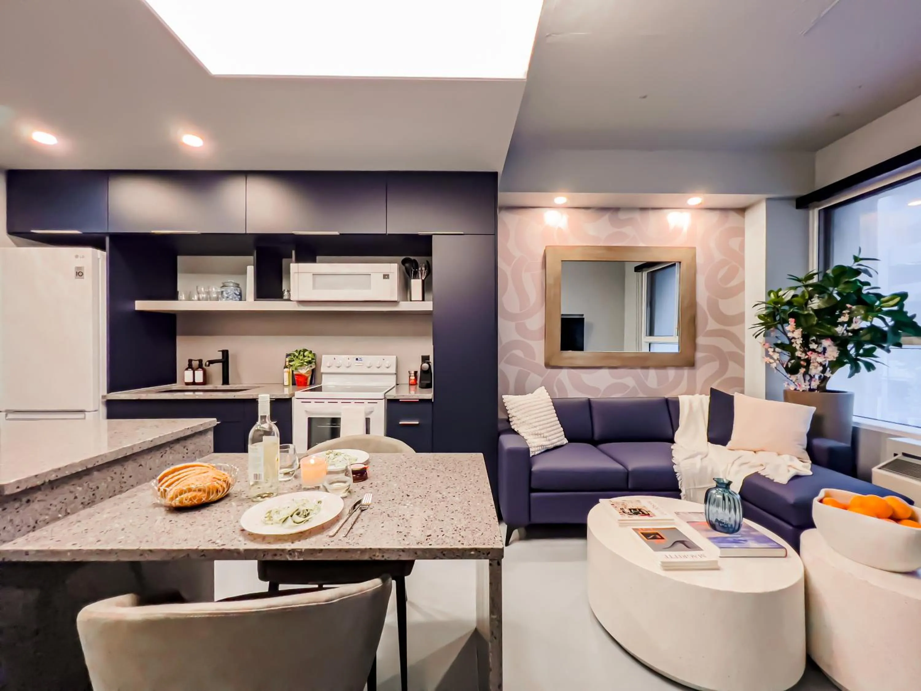 Living room in Pierce Boutique Apartments by Simplissimmo