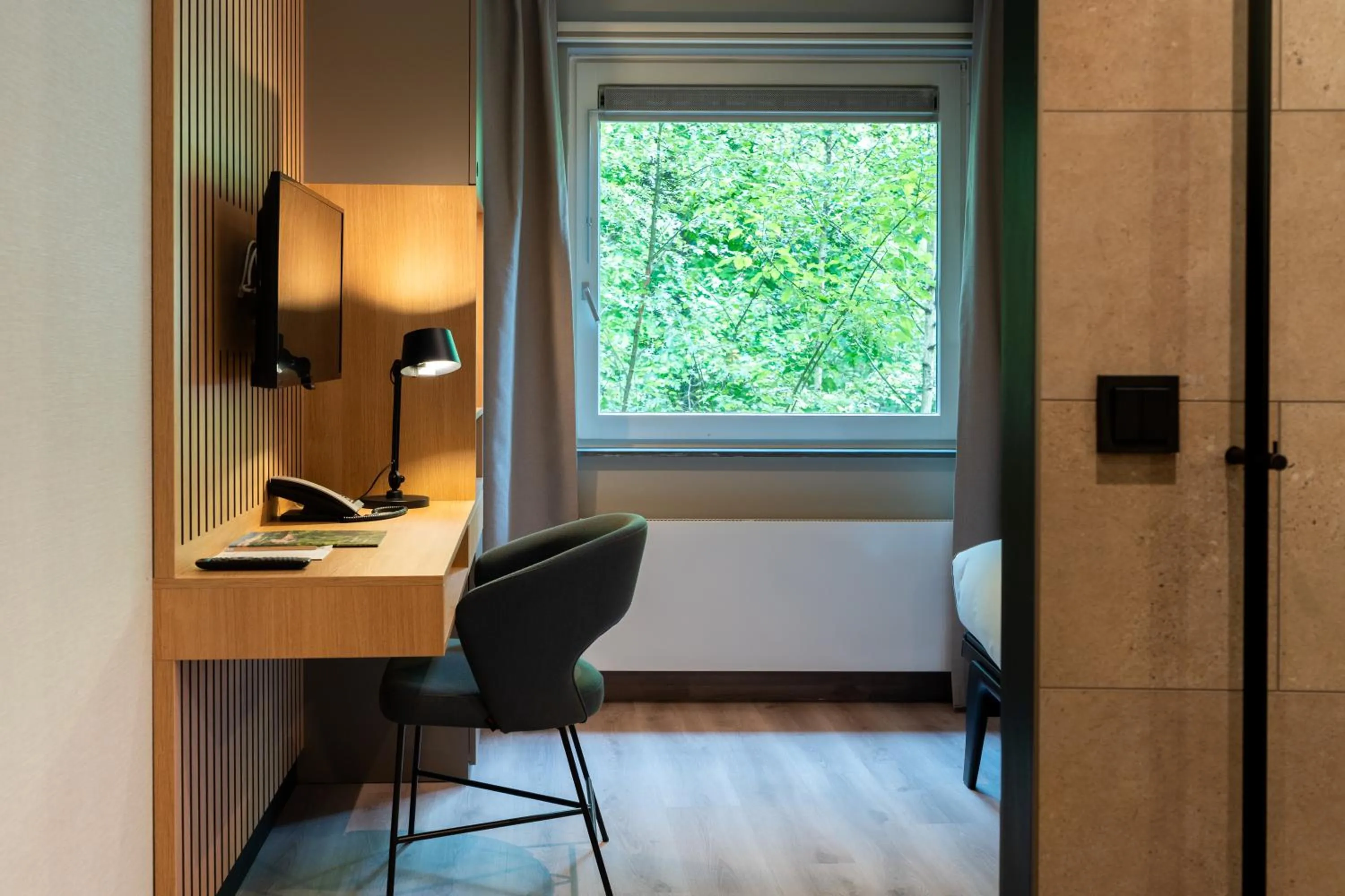 TV and multimedia in Hotel Kontakt der Kontinenten