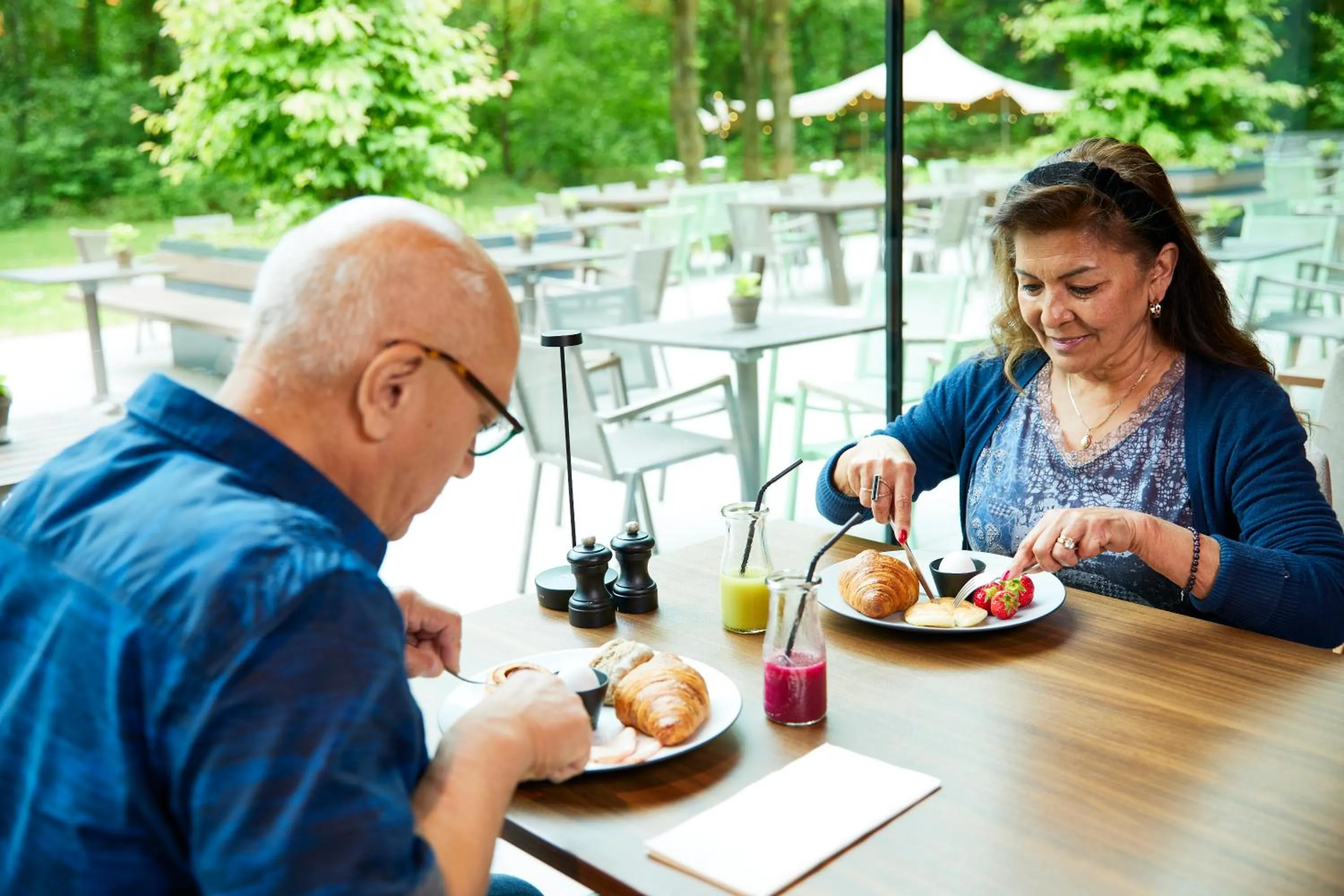 Restaurant/places to eat in Hotel Kontakt der Kontinenten