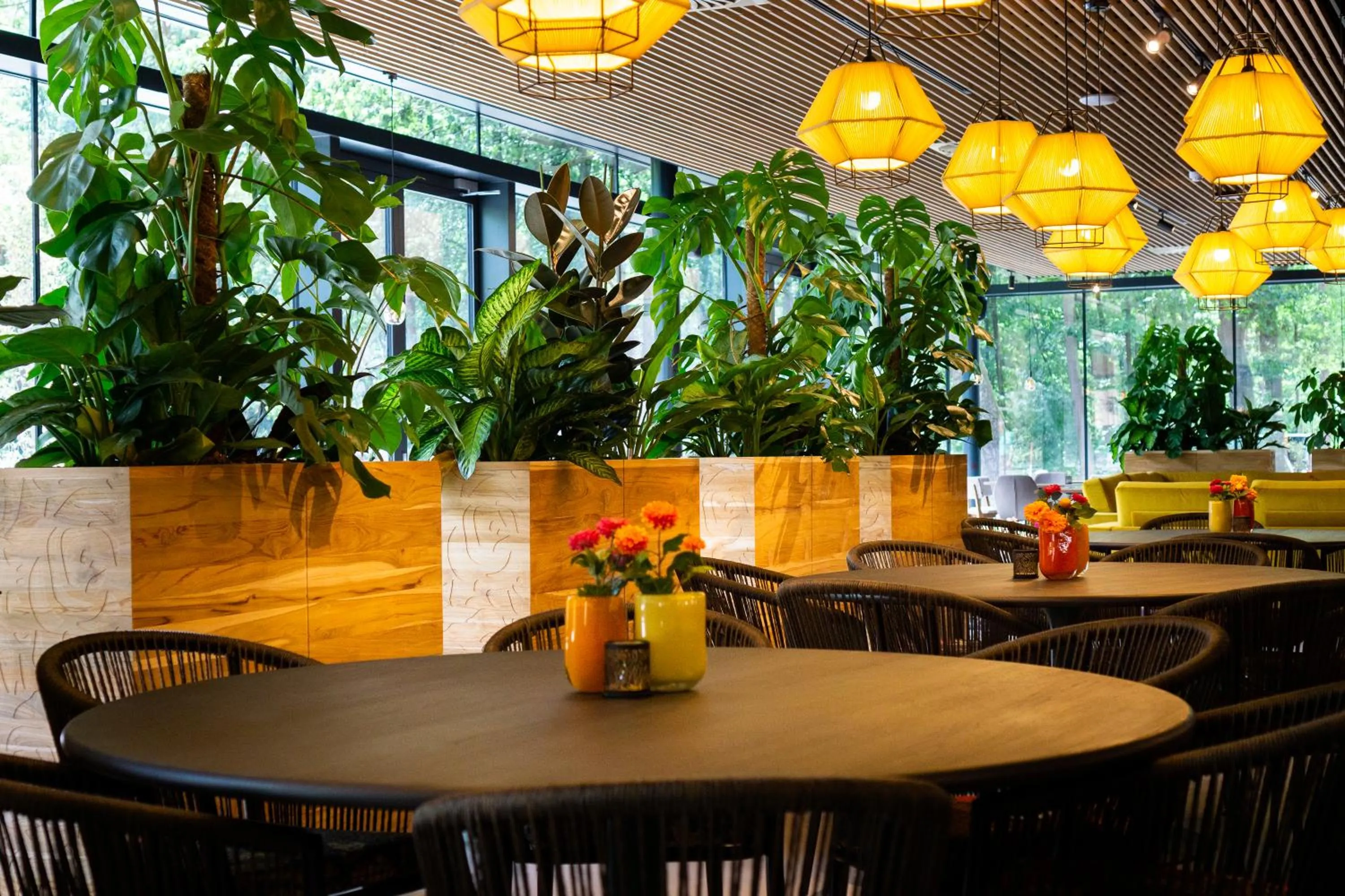 Restaurant/places to eat in Hotel Kontakt der Kontinenten