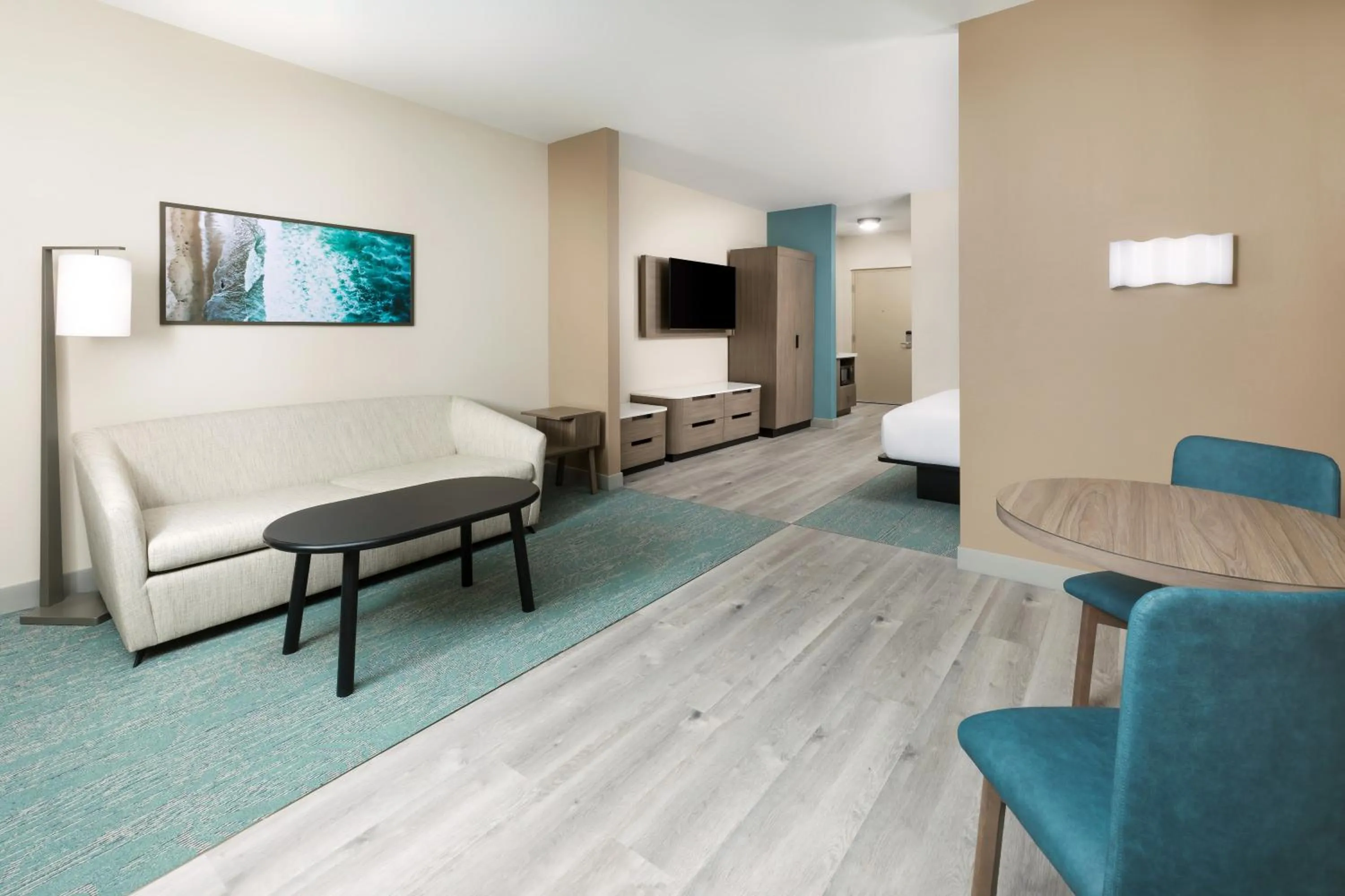 TV and multimedia in Fairfield by Marriott Inn & Suites Marathon Florida Keys
