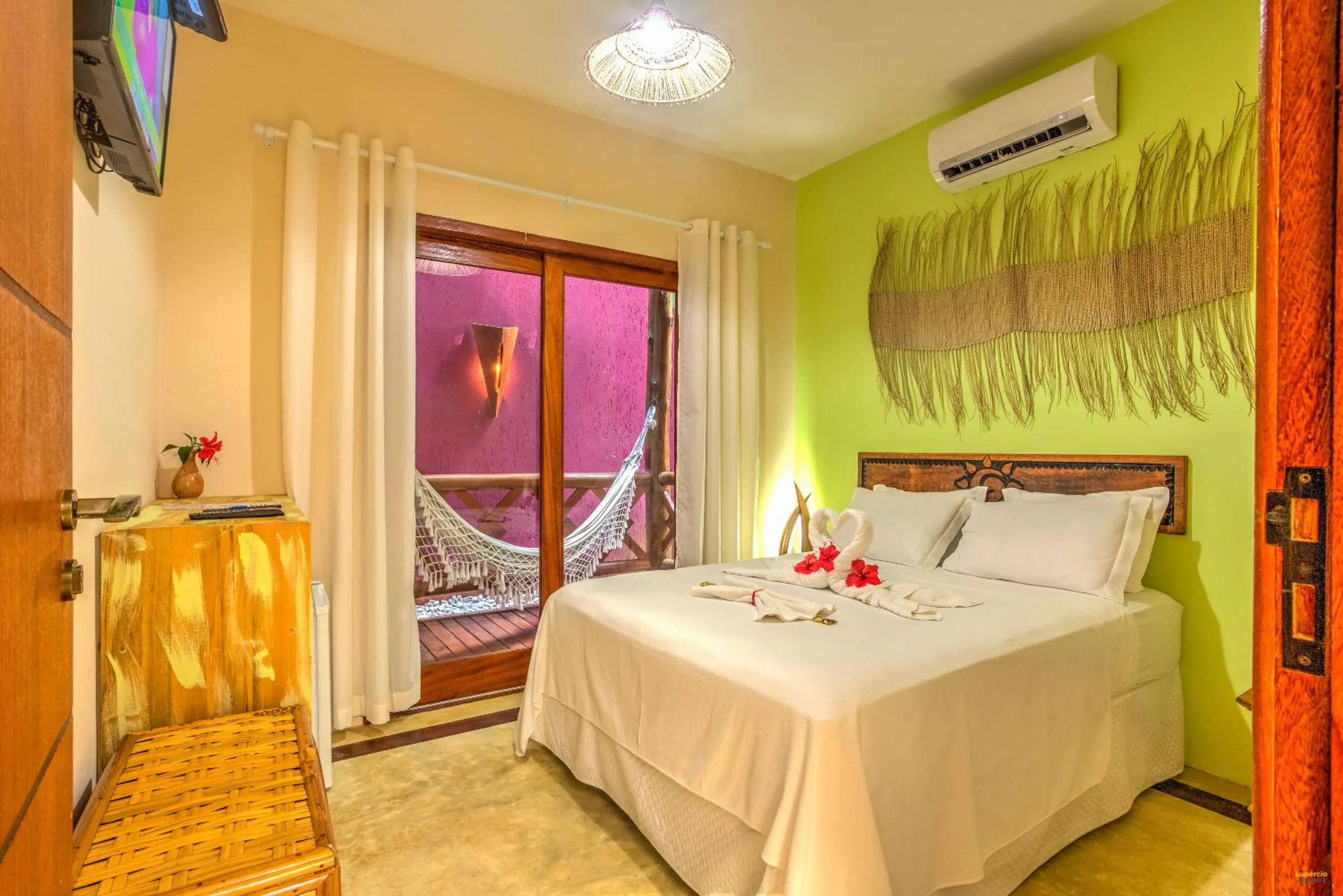 Bedroom, Bed in Raio de Sol Pousada