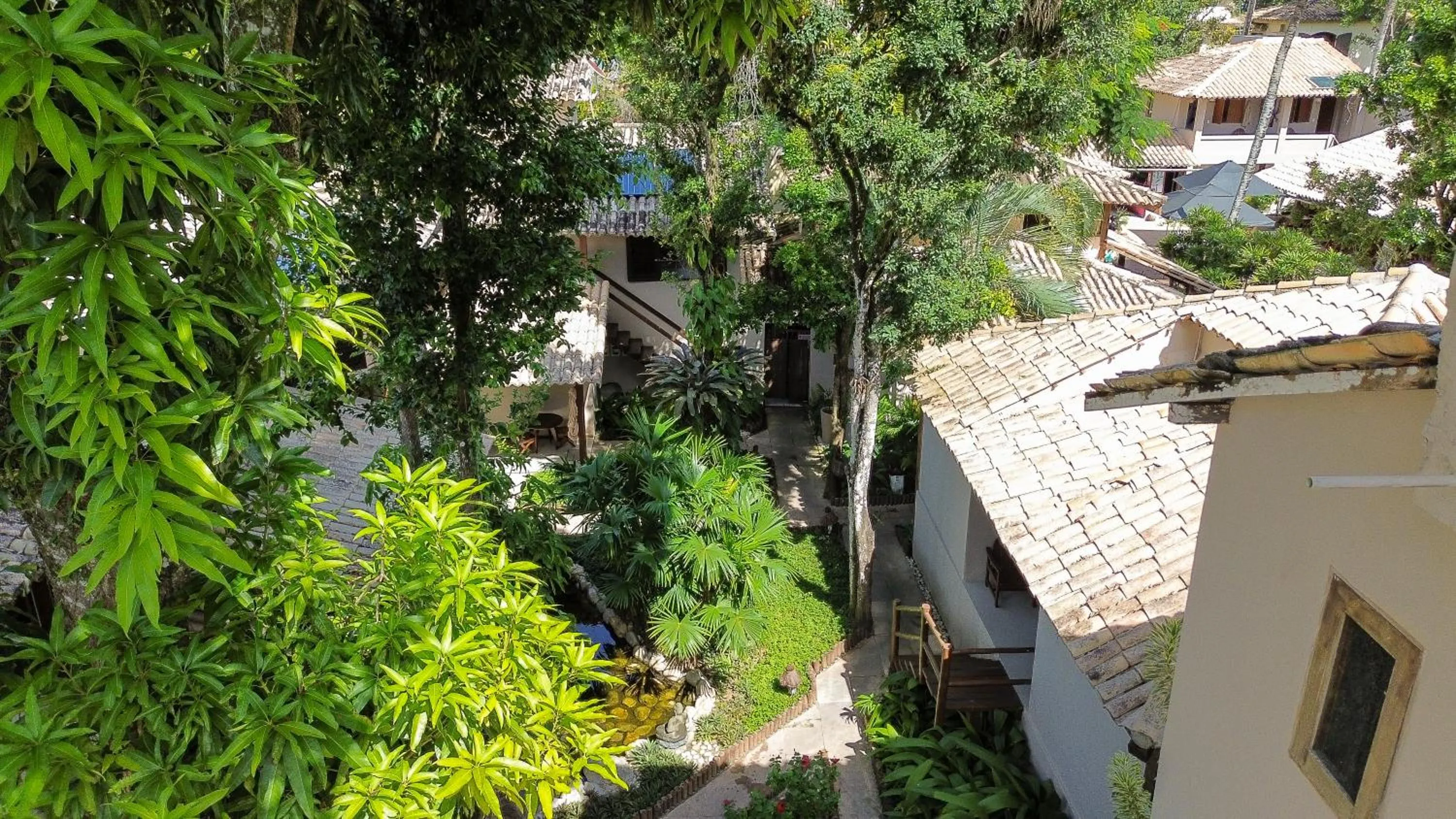 Garden view in Hotel Pousada Coqueiros