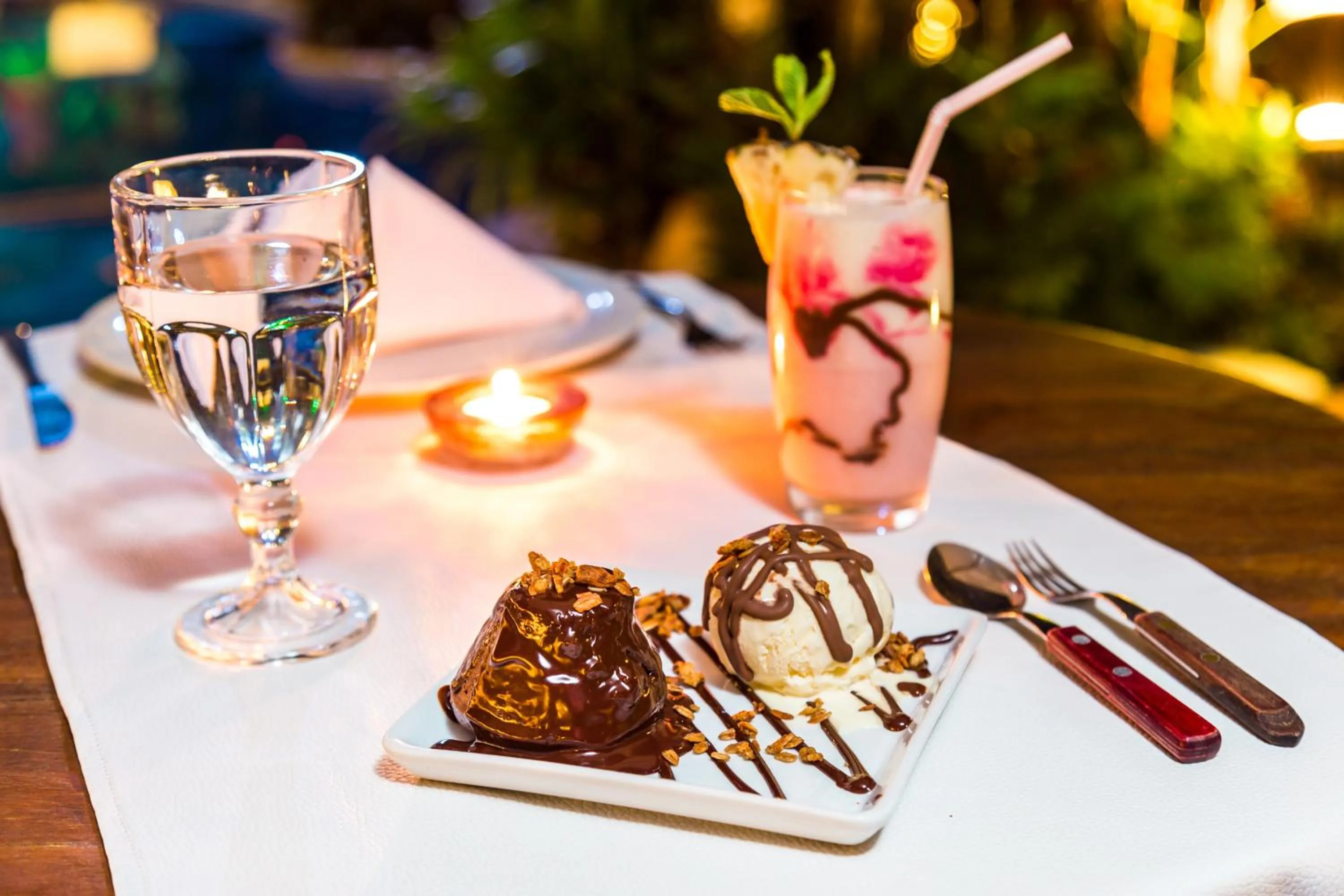 Restaurant/places to eat in Hotel Pousada Coqueiros