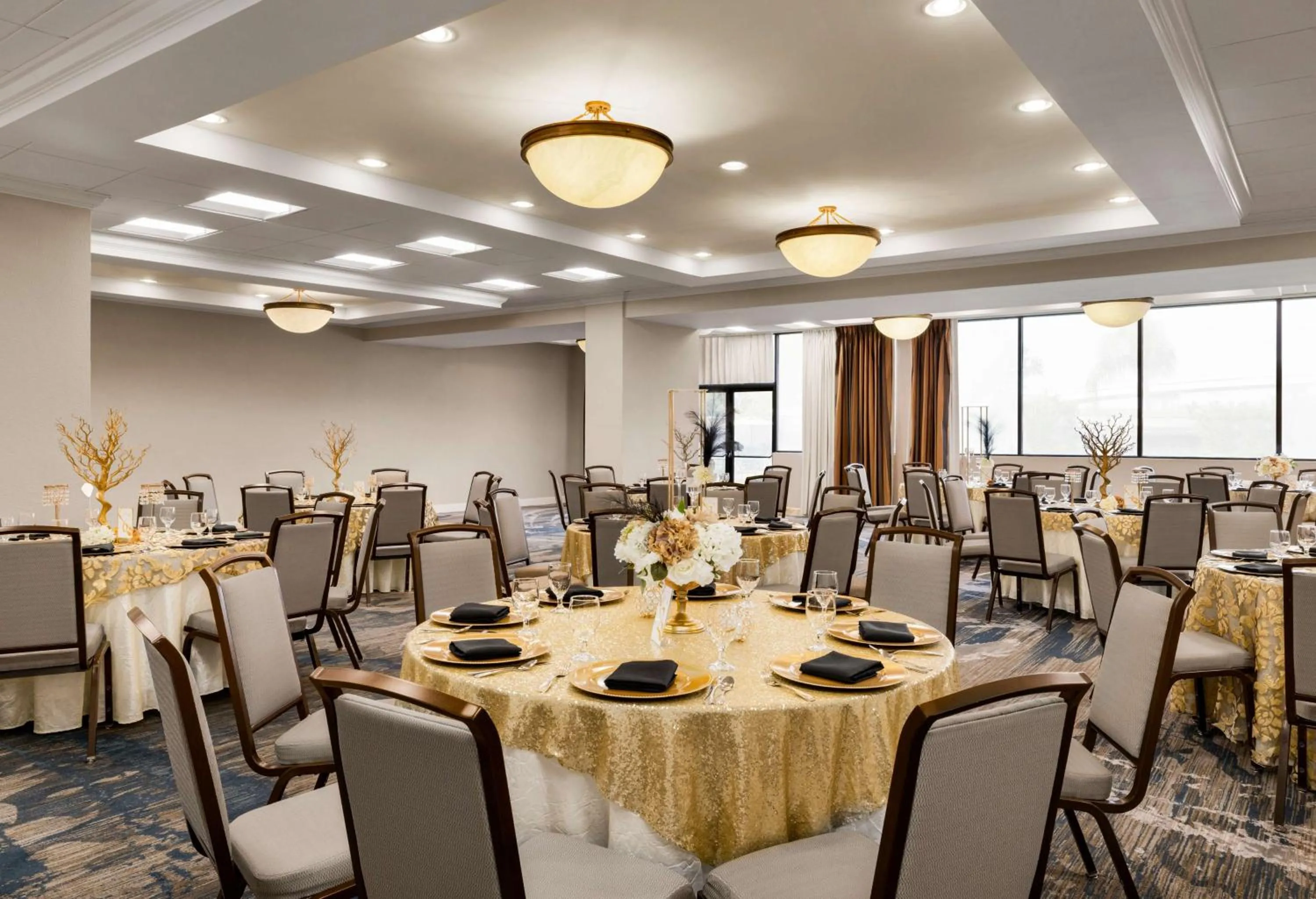Meeting/conference room in DoubleTree by Hilton New Orleans Airport