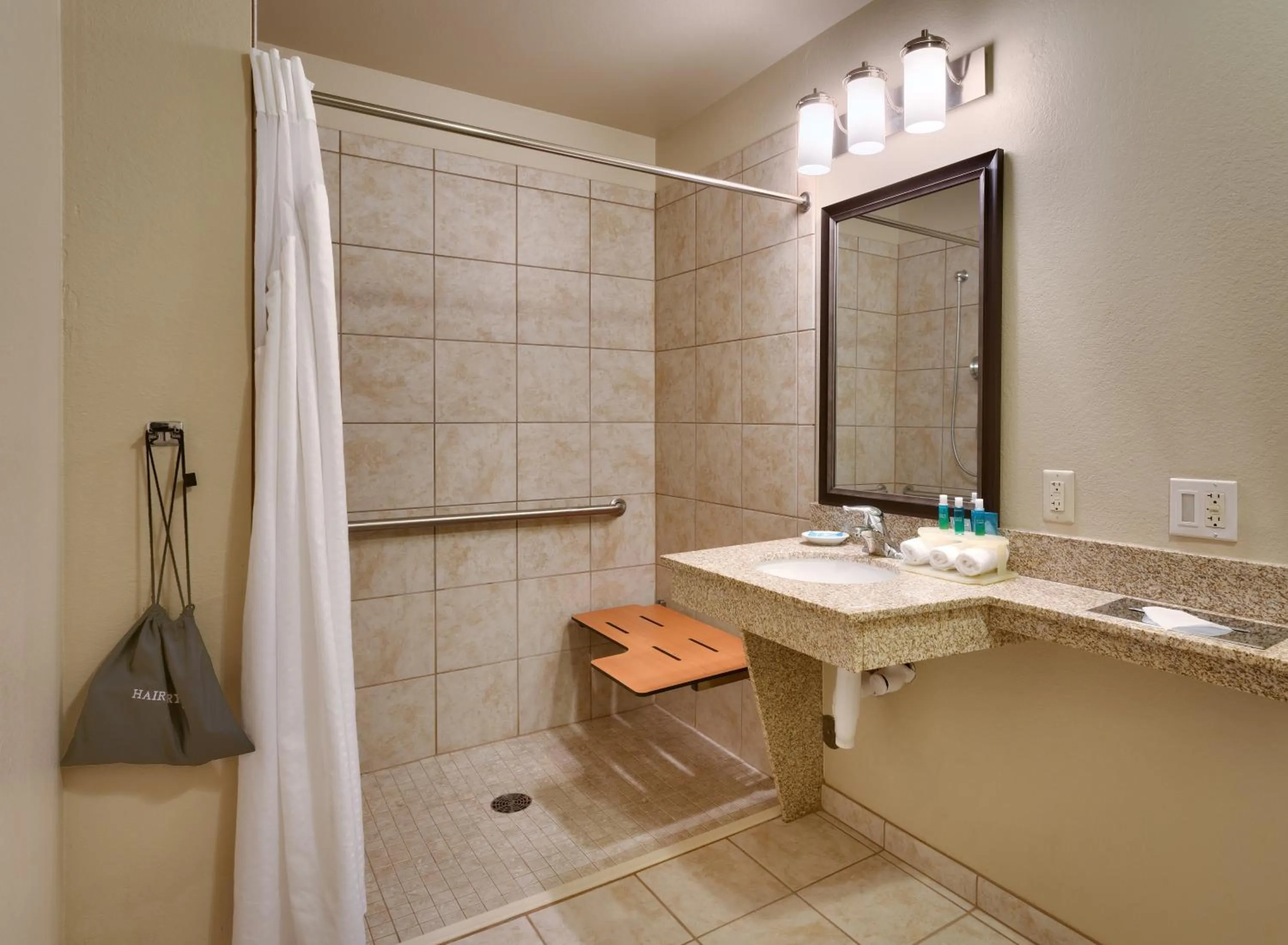 Bathroom in Holiday Inn Express & Suites Orem-North Provo