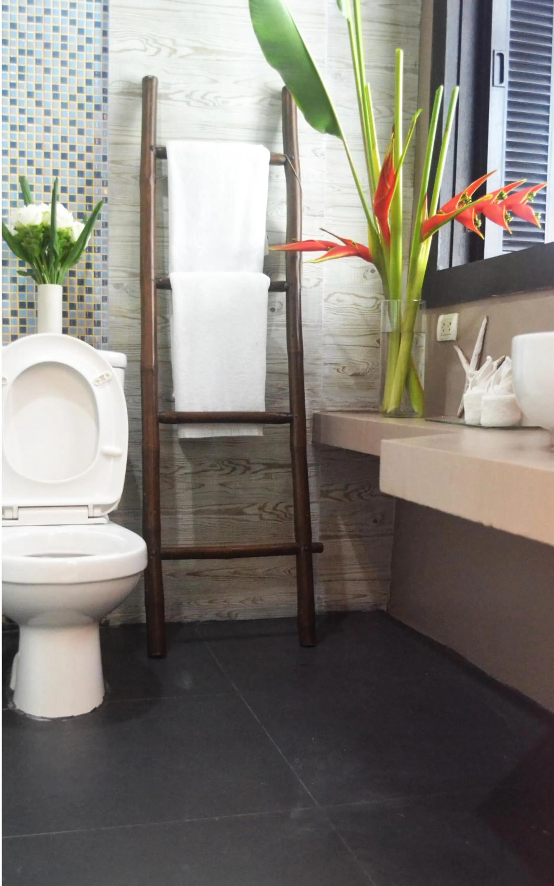 Bathroom in Benyada Lodge - Surin Beach