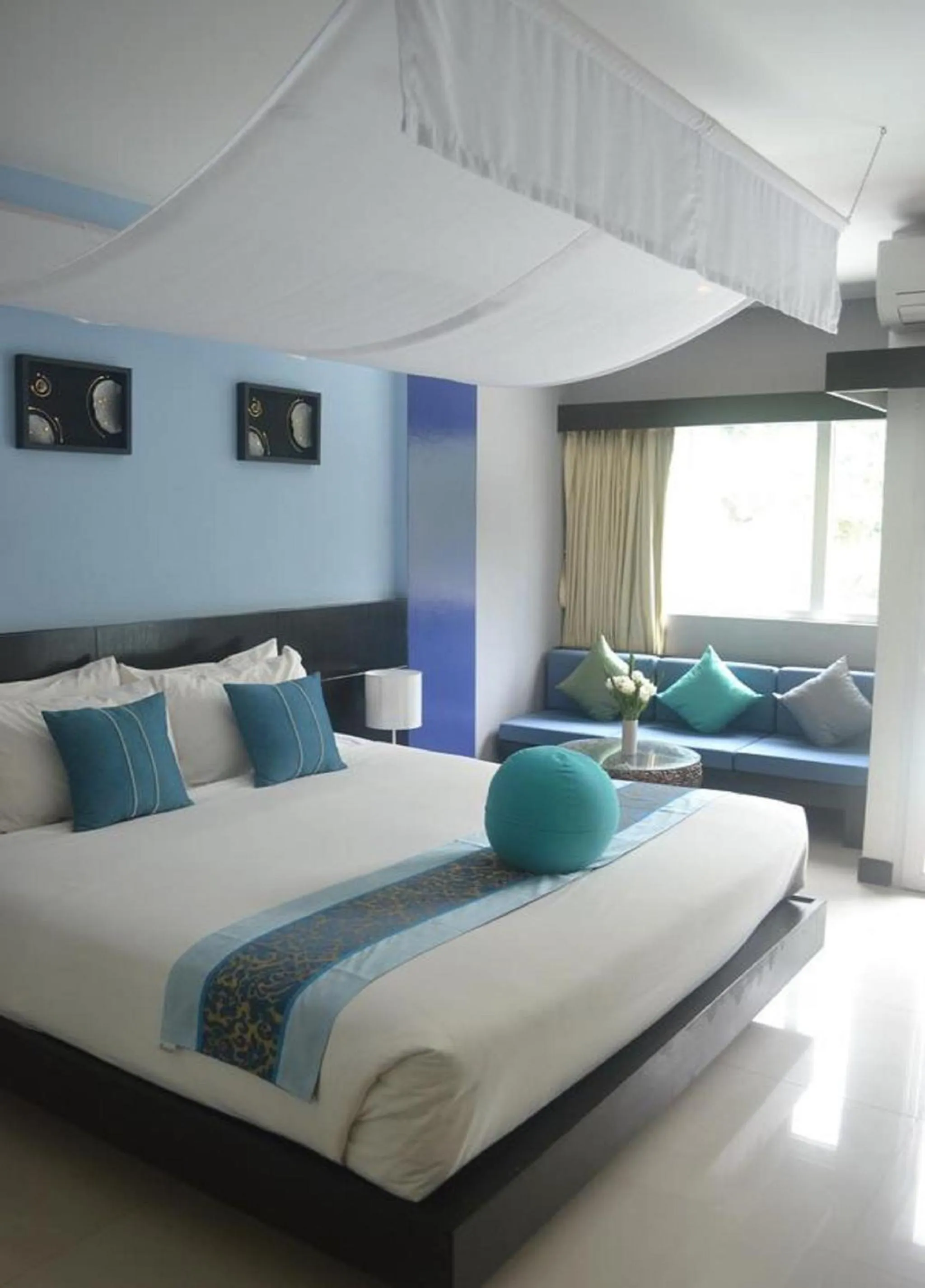 Bed in Benyada Lodge - Surin Beach