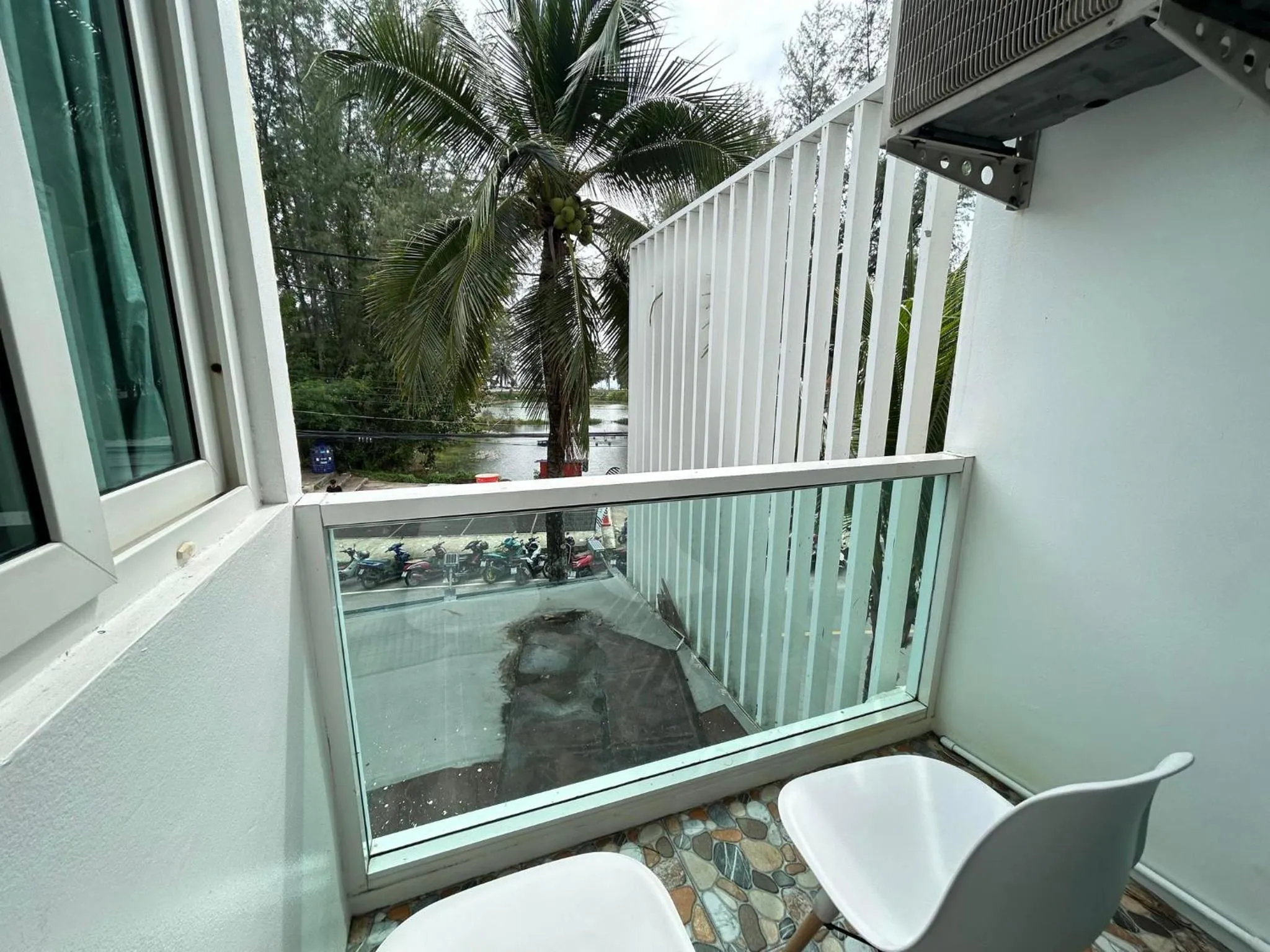 Sea view in Benyada Lodge - Surin Beach