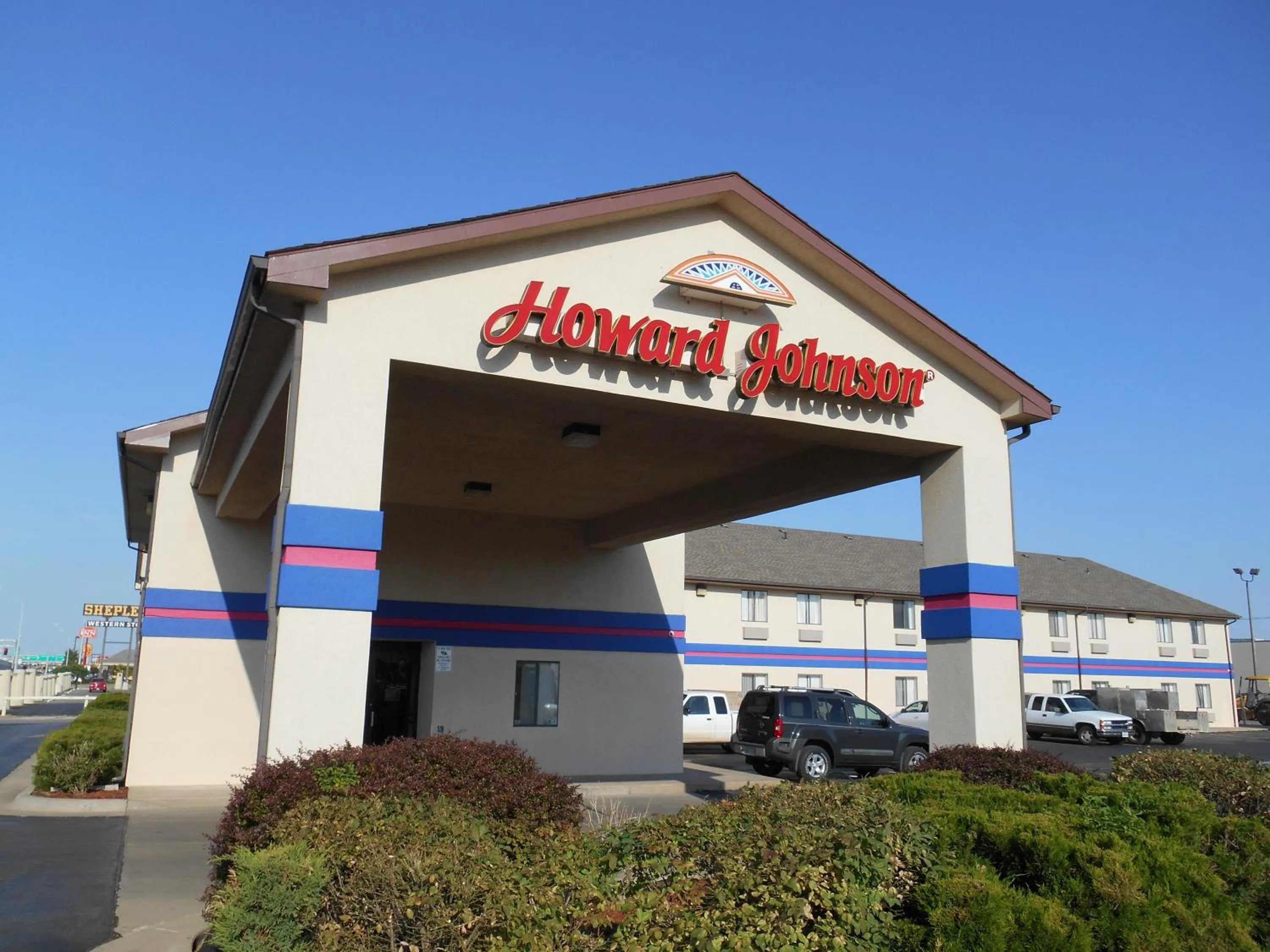 Property building in Howard Johnson by Wyndham Wichita Airport