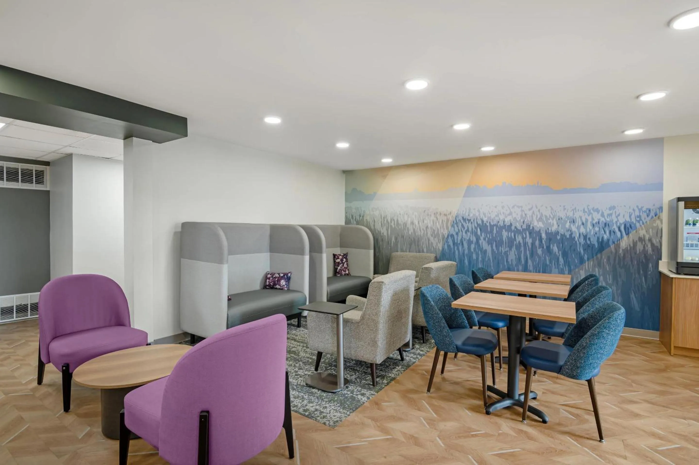 Breakfast in Sleep Inn Franklin - Cool Springs