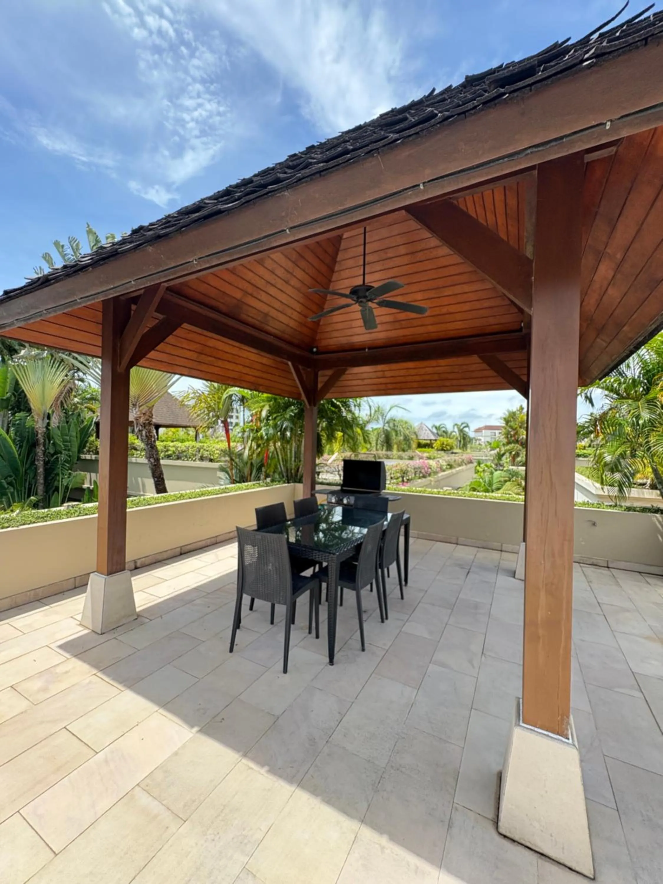 BBQ facilities in The Residence Resort