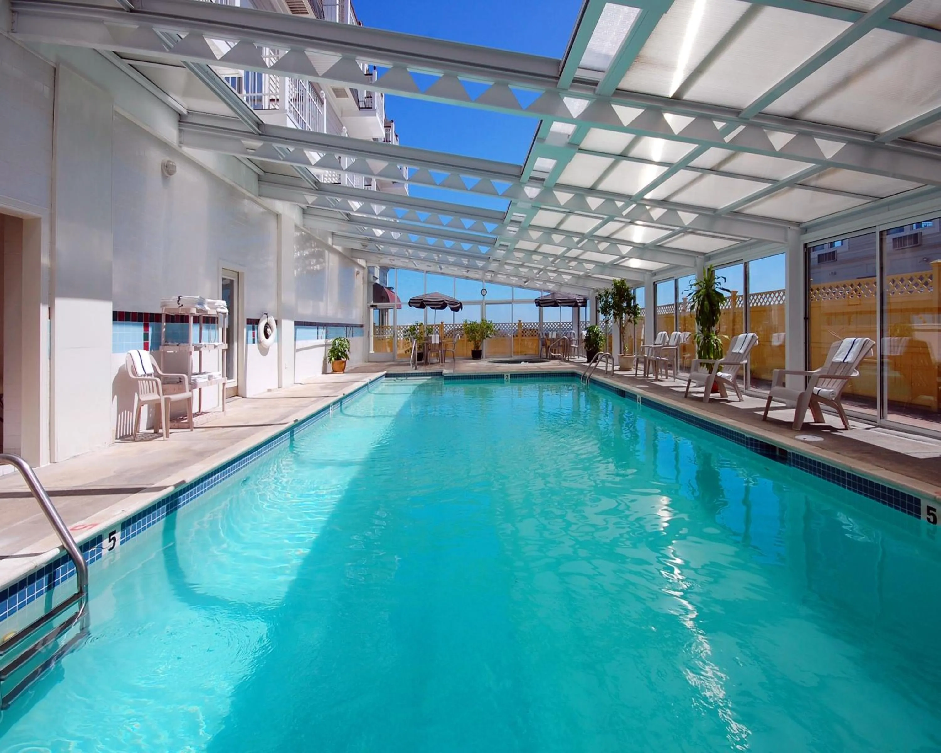 Pool view in Nantasket Beach Resort