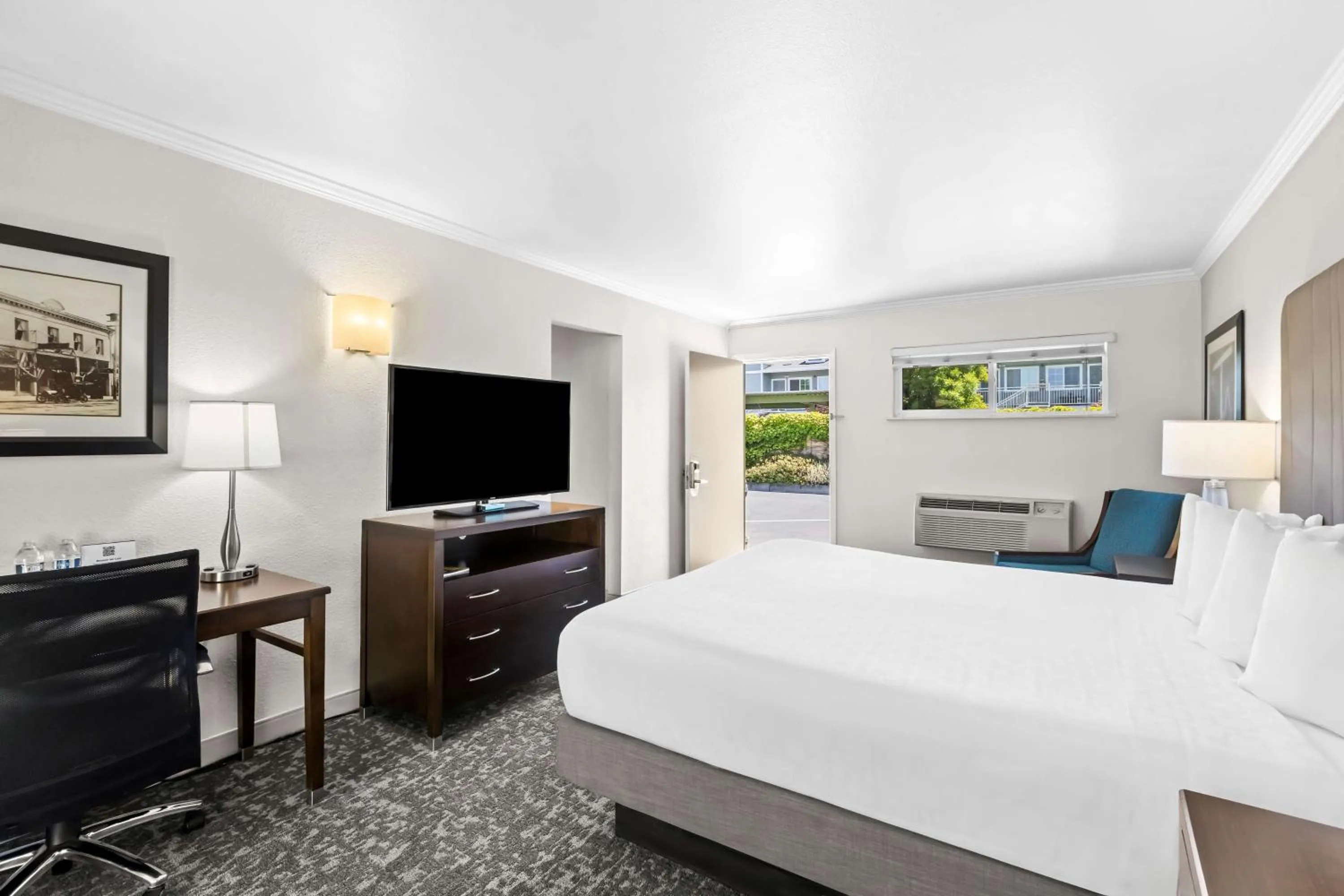 Bedroom, Bed in Best Western Garden Inn