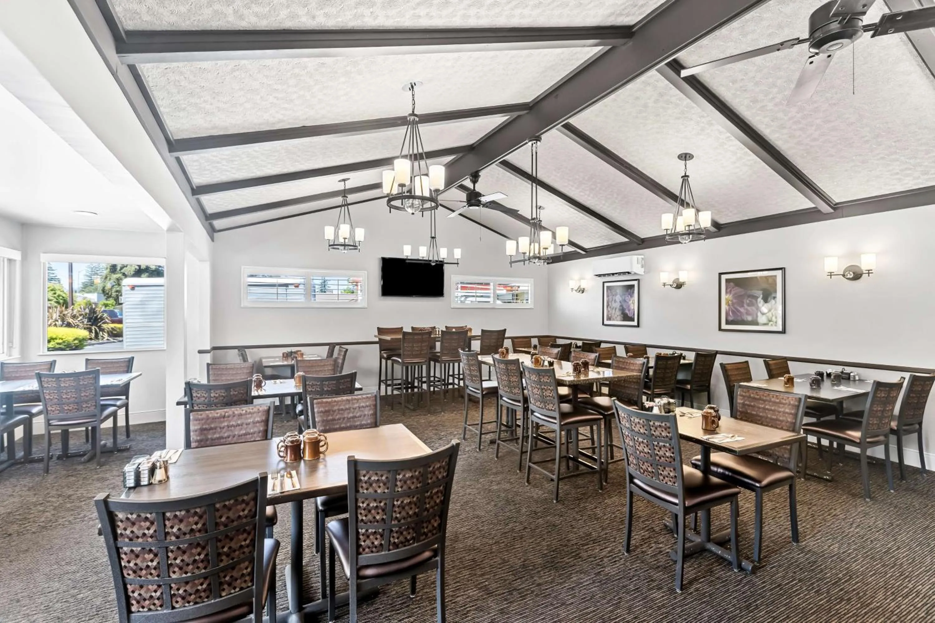 Breakfast in Best Western Garden Inn