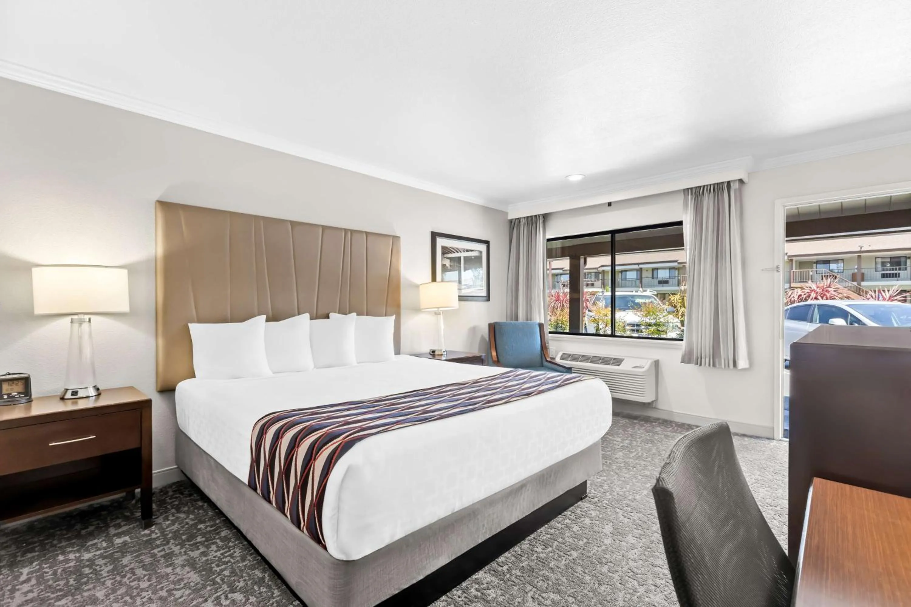 Bedroom, Bed in Best Western Garden Inn