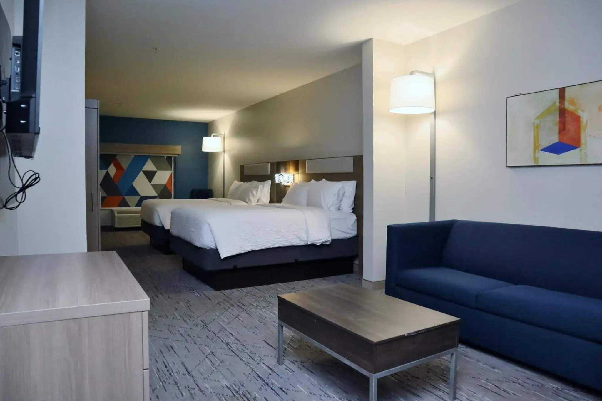Suite with Two Queen Beds in Holiday Inn Express Baton Rouge North by IHG Suite with Two Queen Beds in Holiday Inn Express Baton Rouge North by IHG