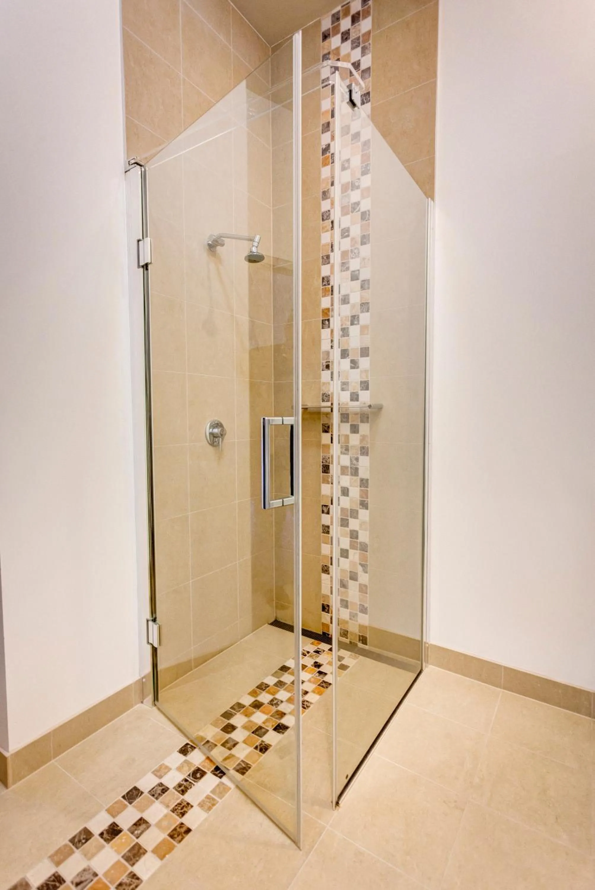 Bathroom in Mantra Charles Hotel