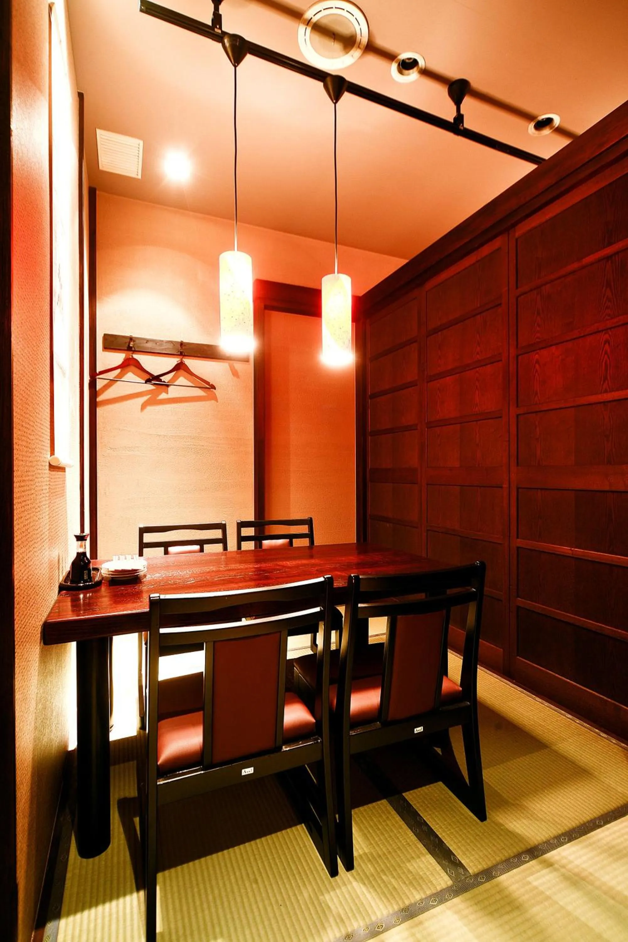 Restaurant/places to eat in Daiichi Inn Park