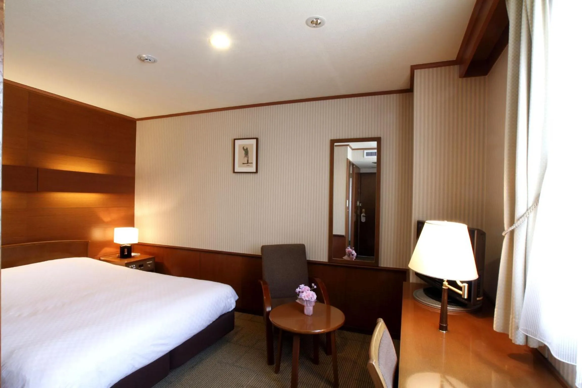 Photo of the whole room, Bed in Daiichi Inn Park