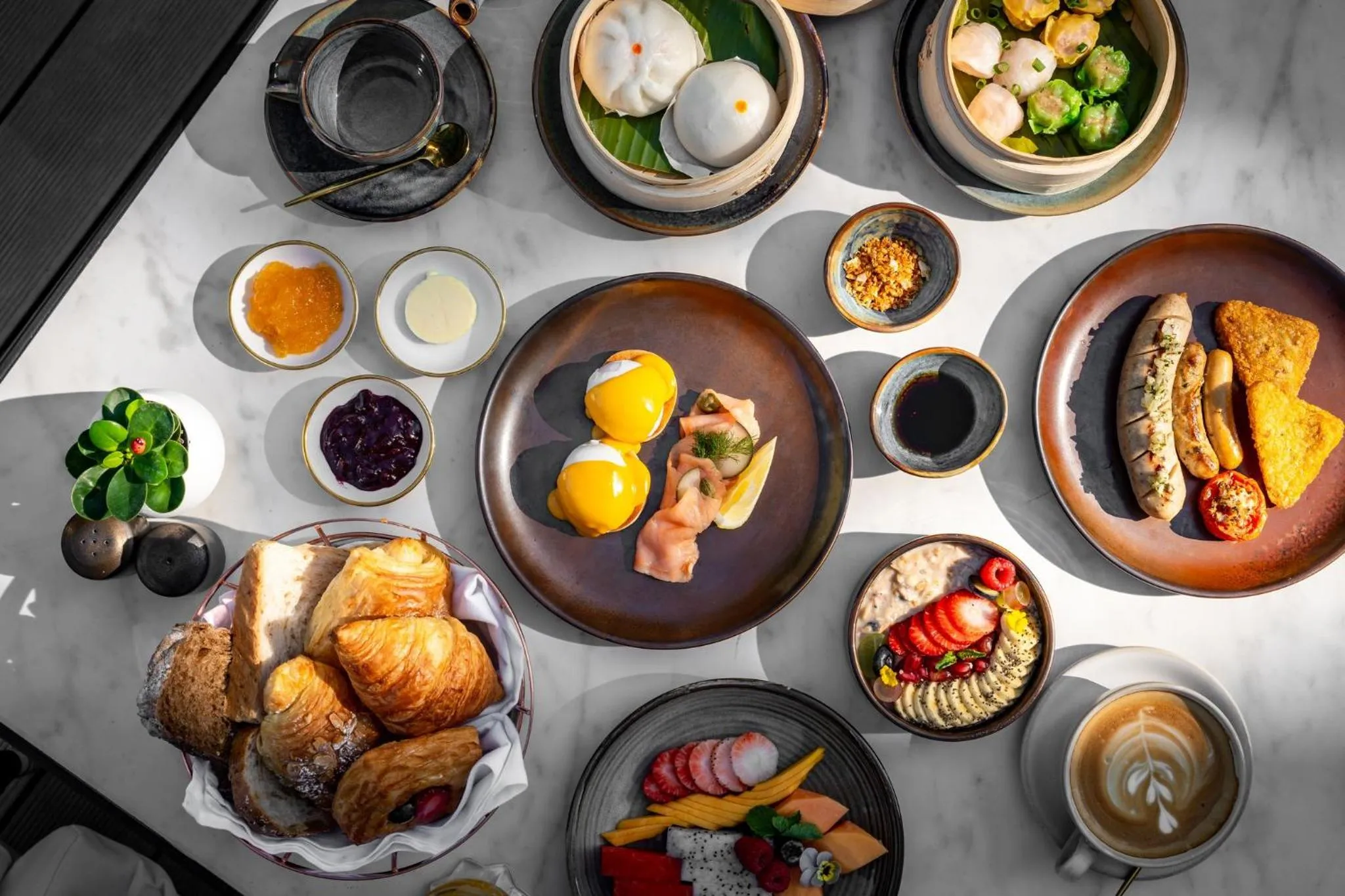 Restaurant/places to eat in InterContinental Chiang Mai The Mae Ping by IHG