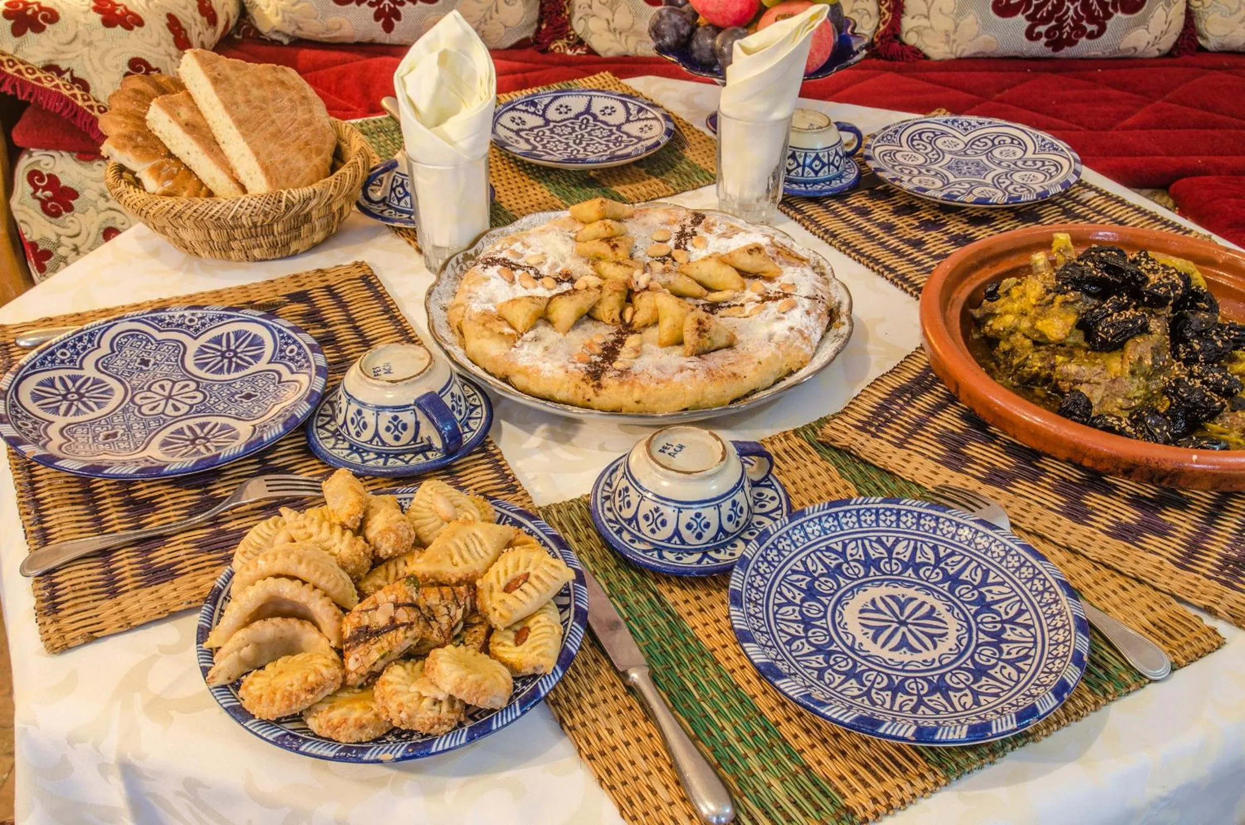 Restaurant/places to eat in Riad Sidi Fatah