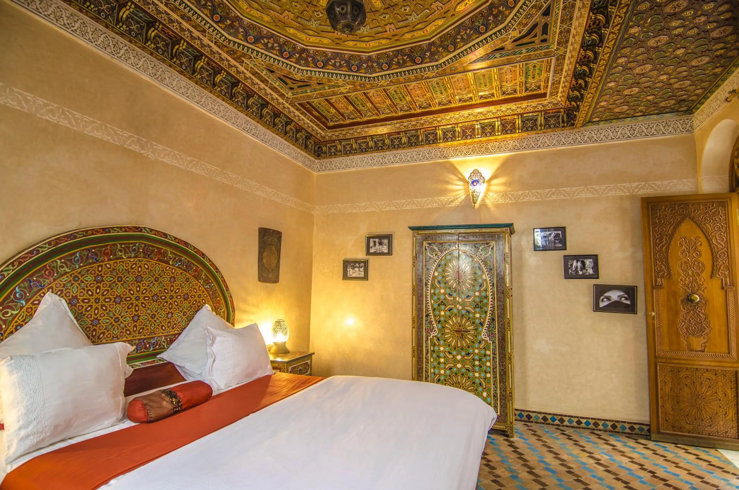 Bed in Riad Sidi Fatah