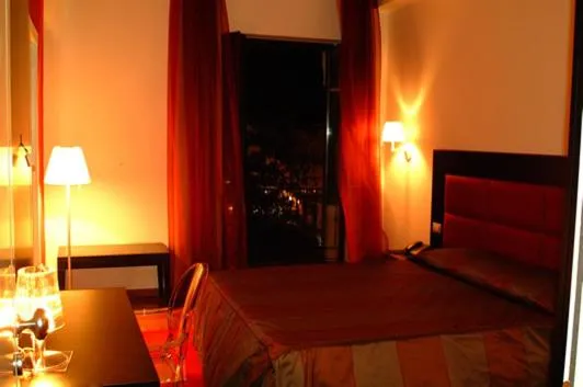 Shower, Bed in La Chicca Palace Hotel