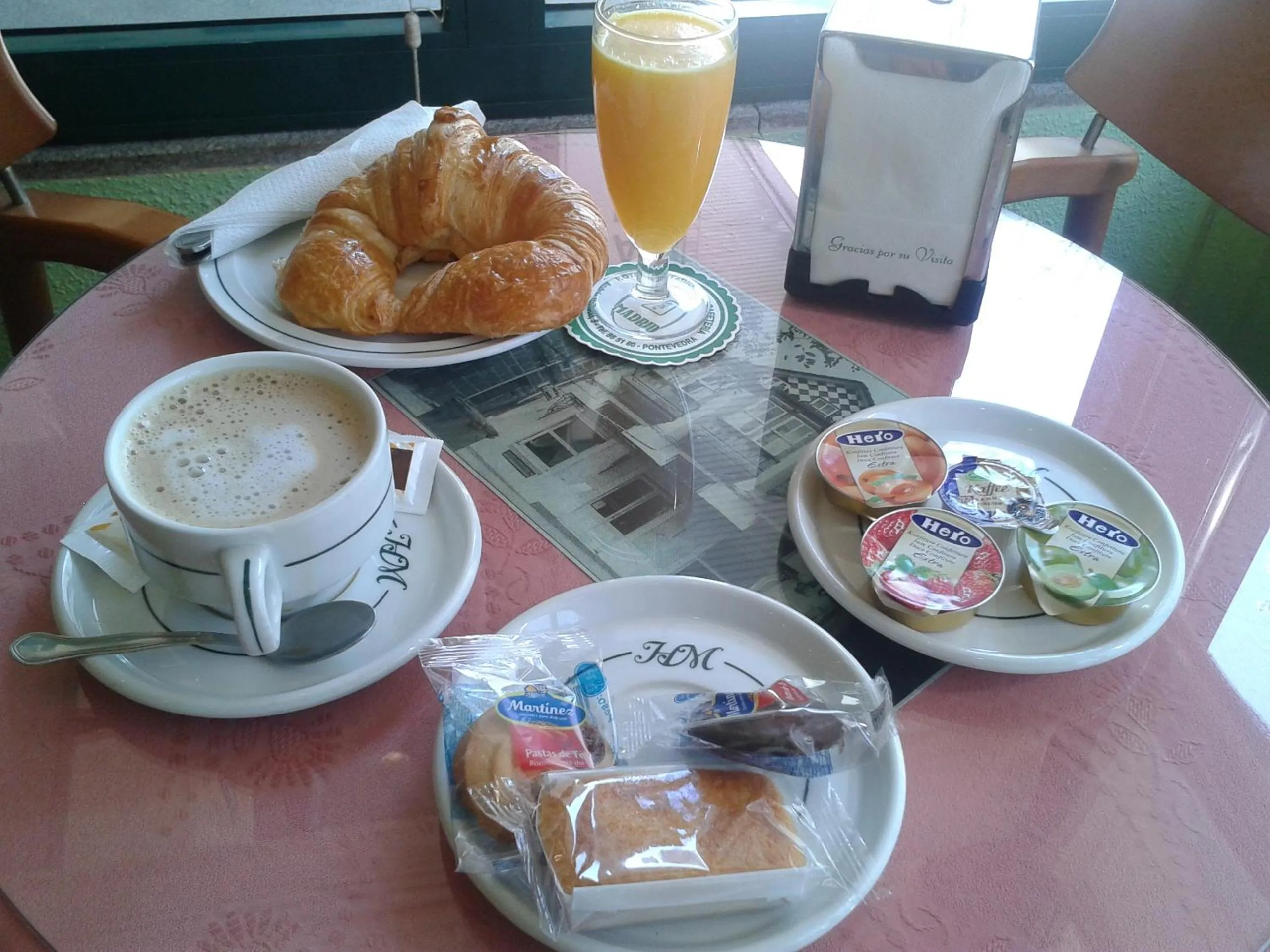 Breakfast in Hotel Madrid
