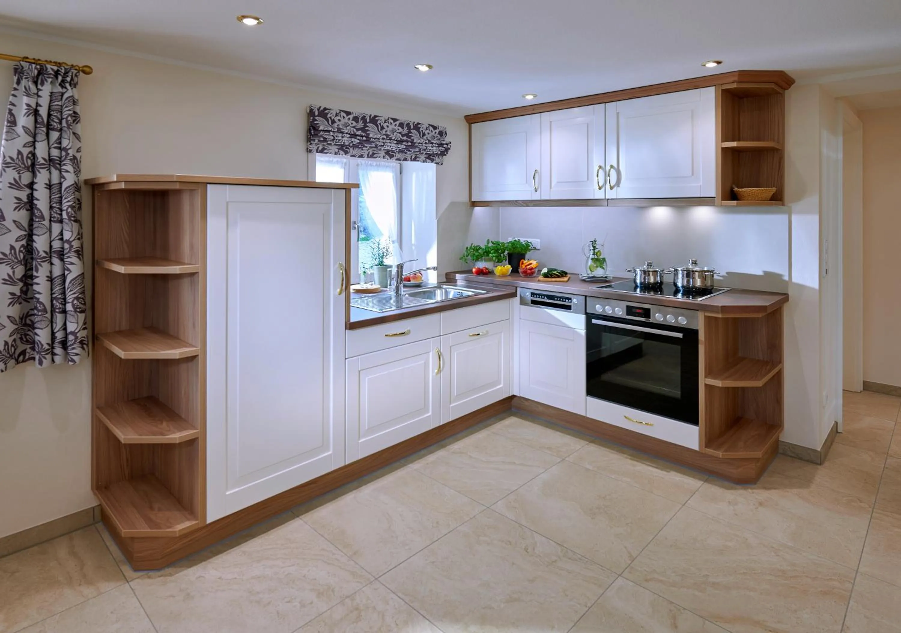 Kitchen or kitchenette in Ferienwohnungen im Bonnschloessl