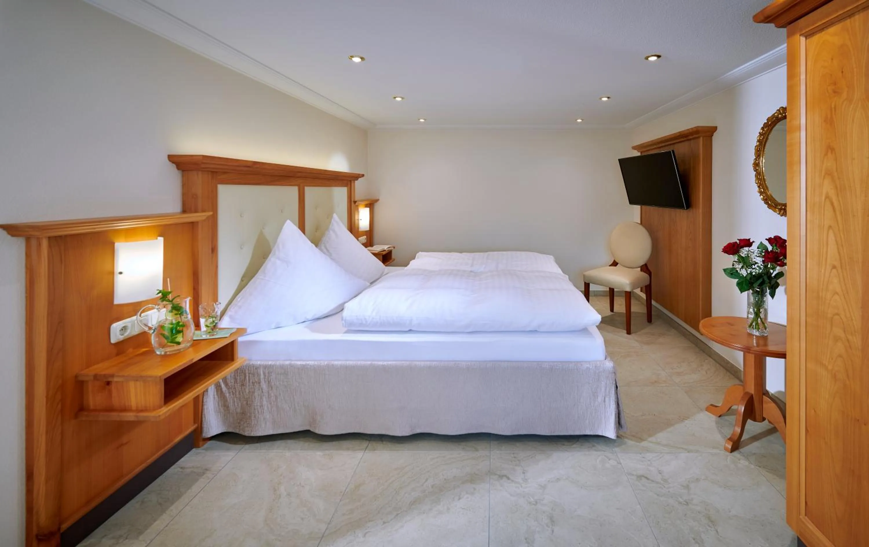 Bedroom, Bed in Ferienwohnungen im Bonnschloessl