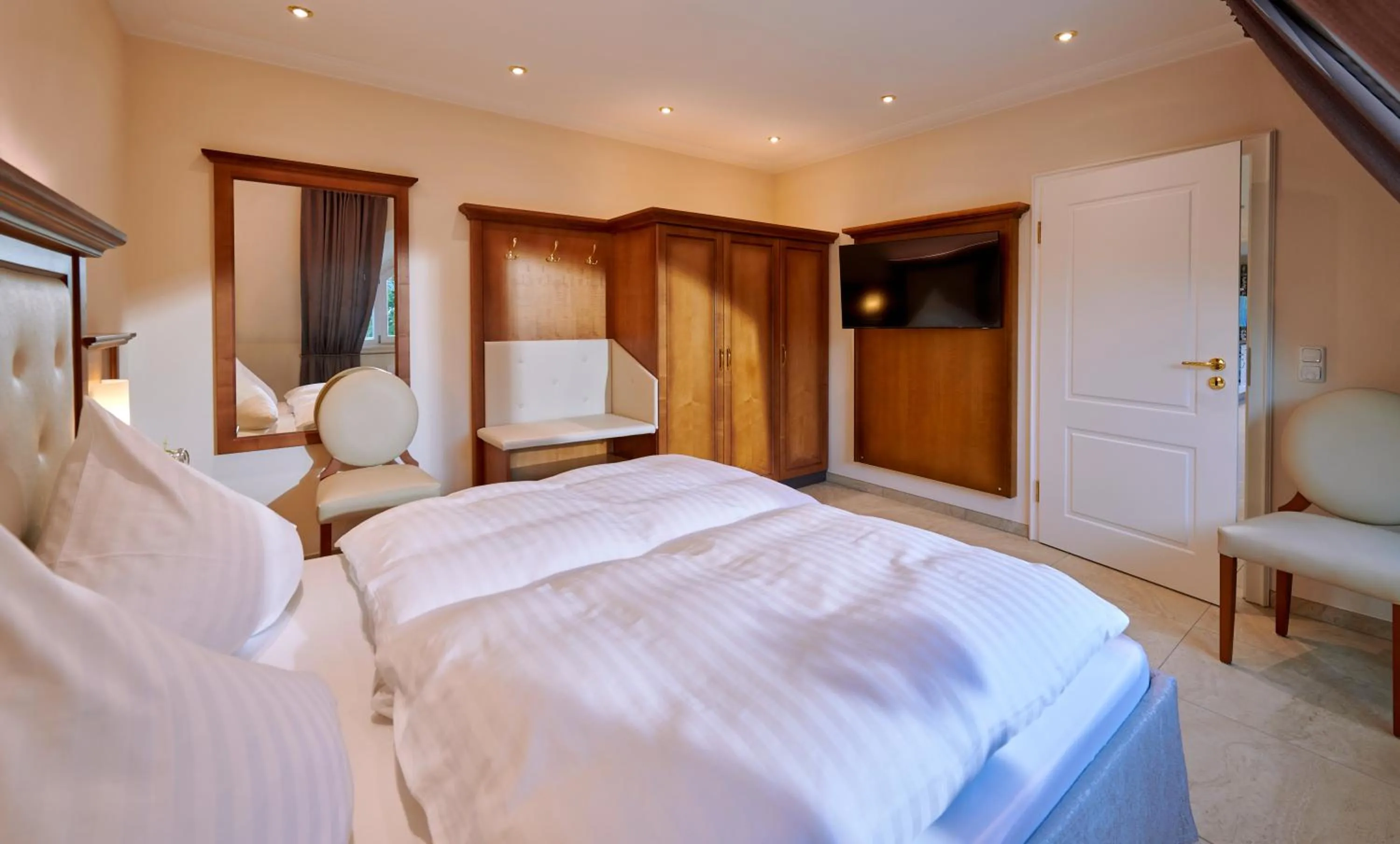 Bedroom, Bed in Ferienwohnungen im Bonnschloessl