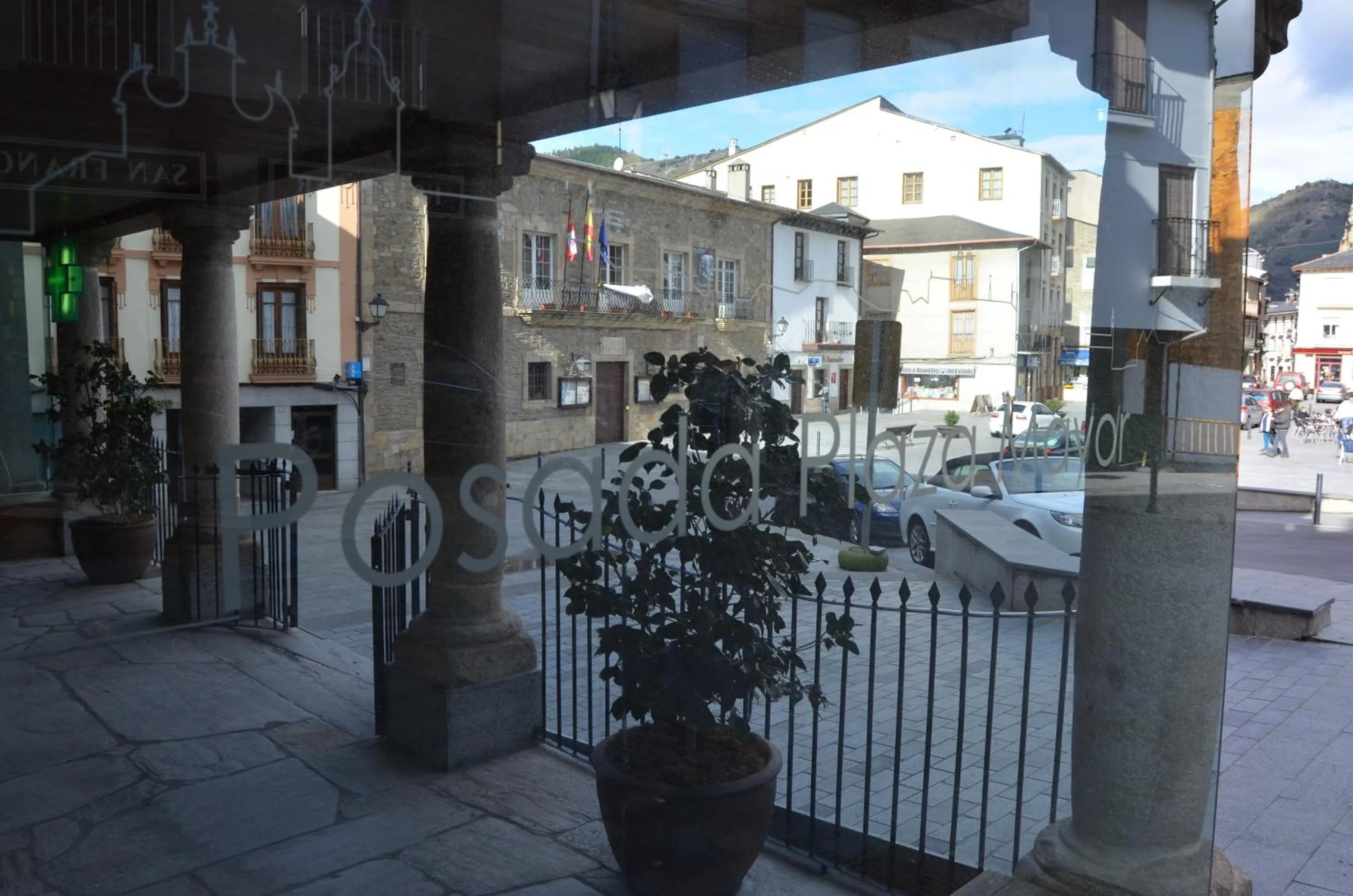 Property logo or sign in Plaza Mayor