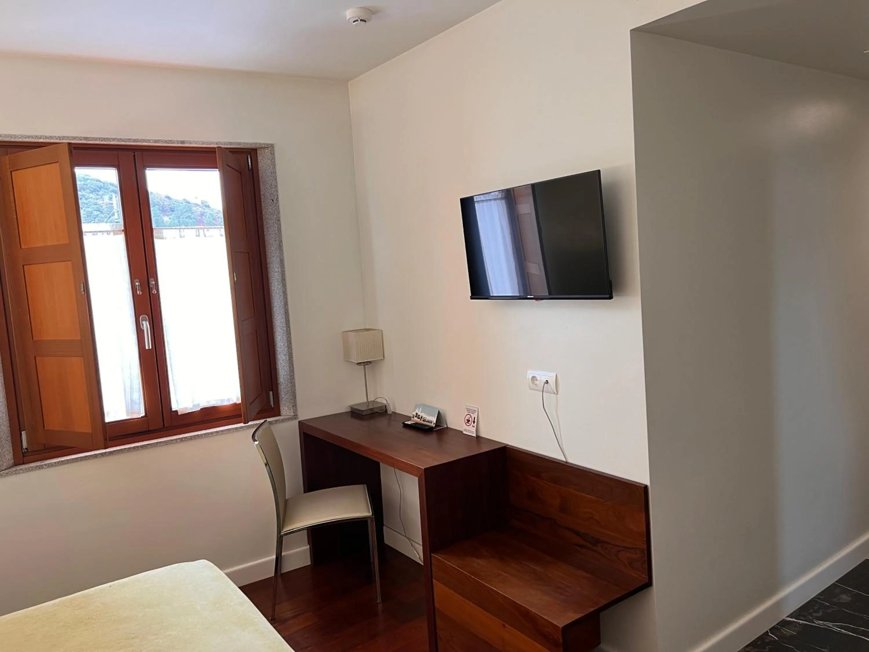 TV and multimedia, Bed in Plaza Mayor