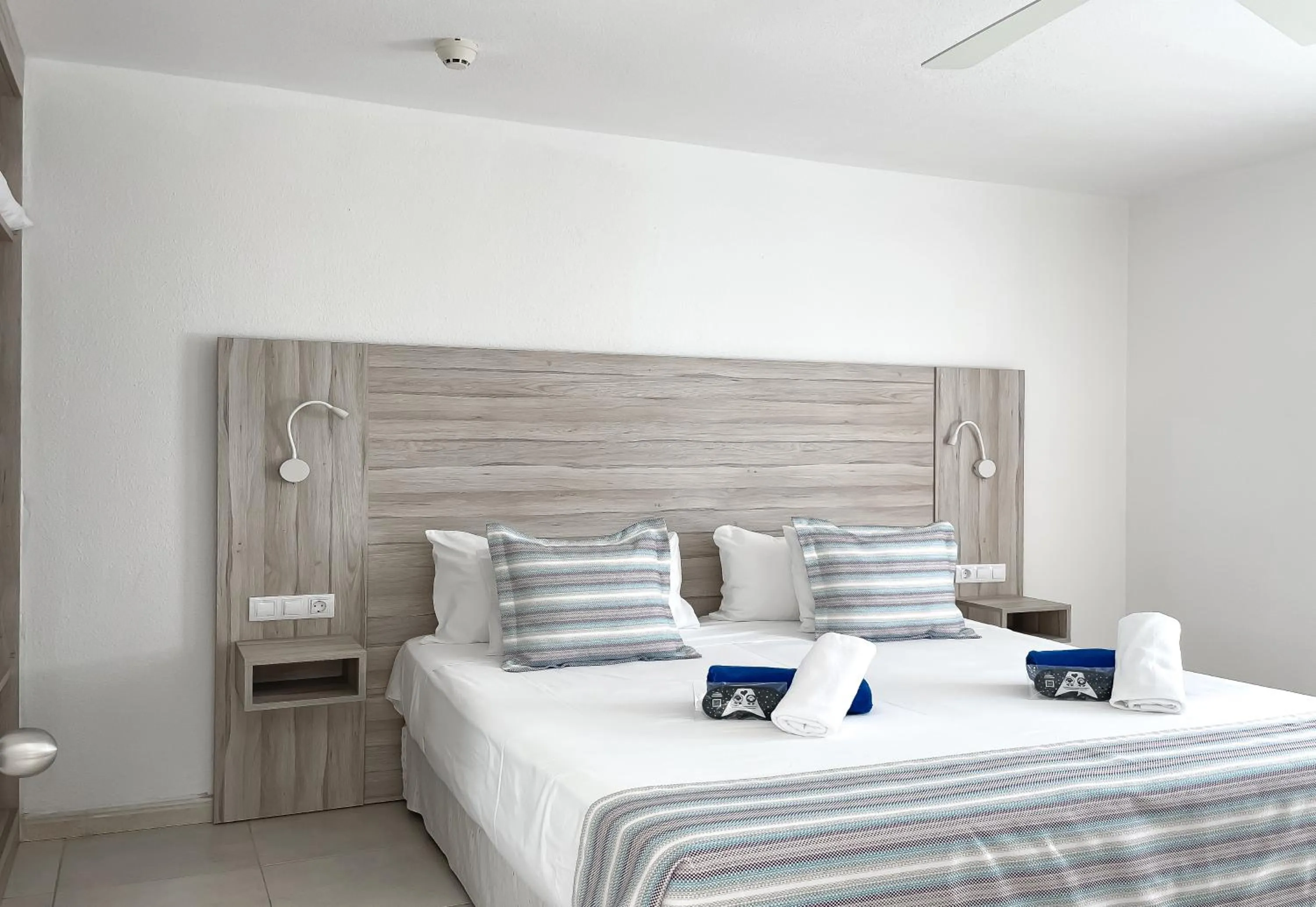 Bedroom in Playa Del Sol - Adults Only