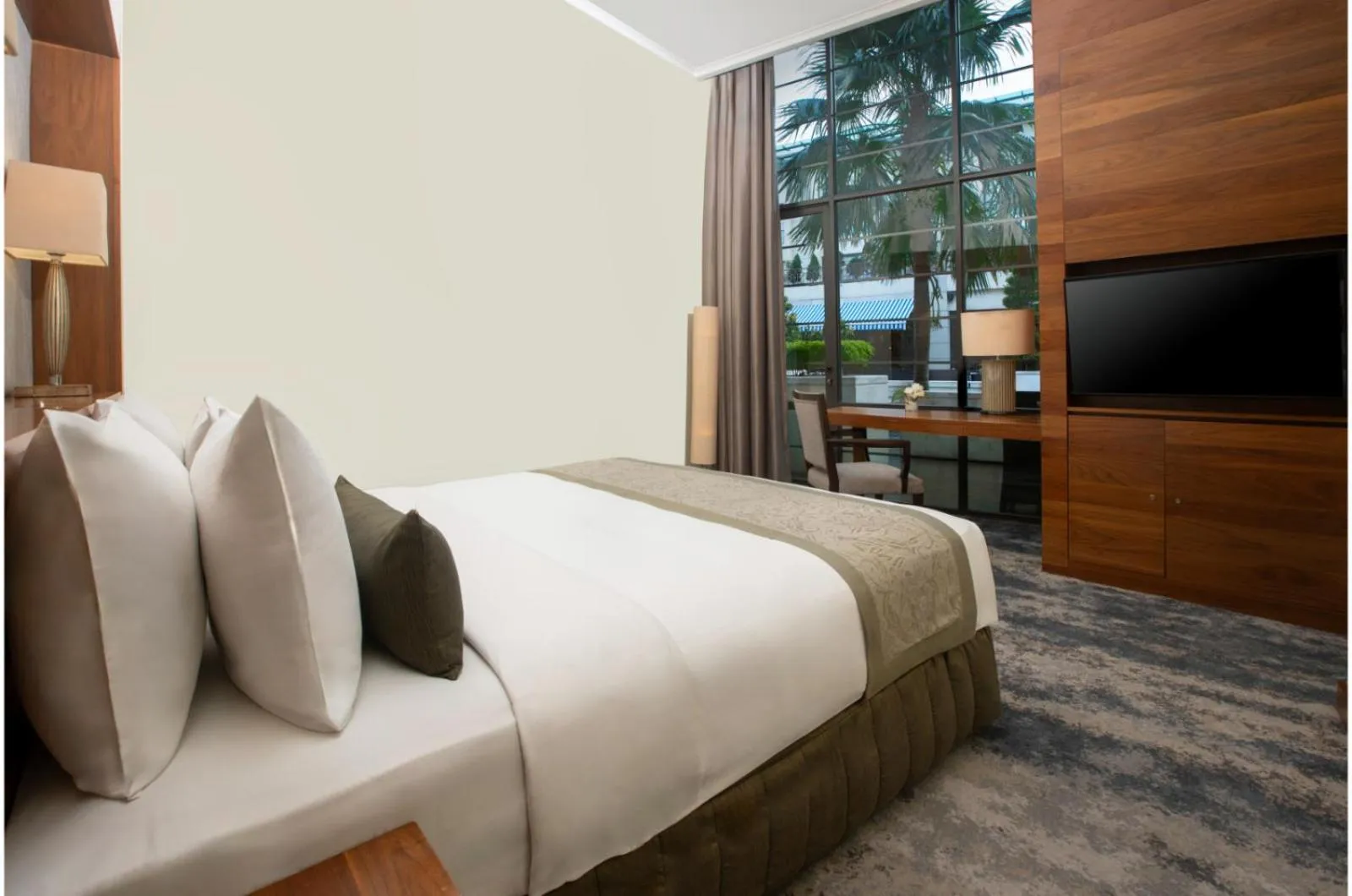 Bed in Aryaduta Medan