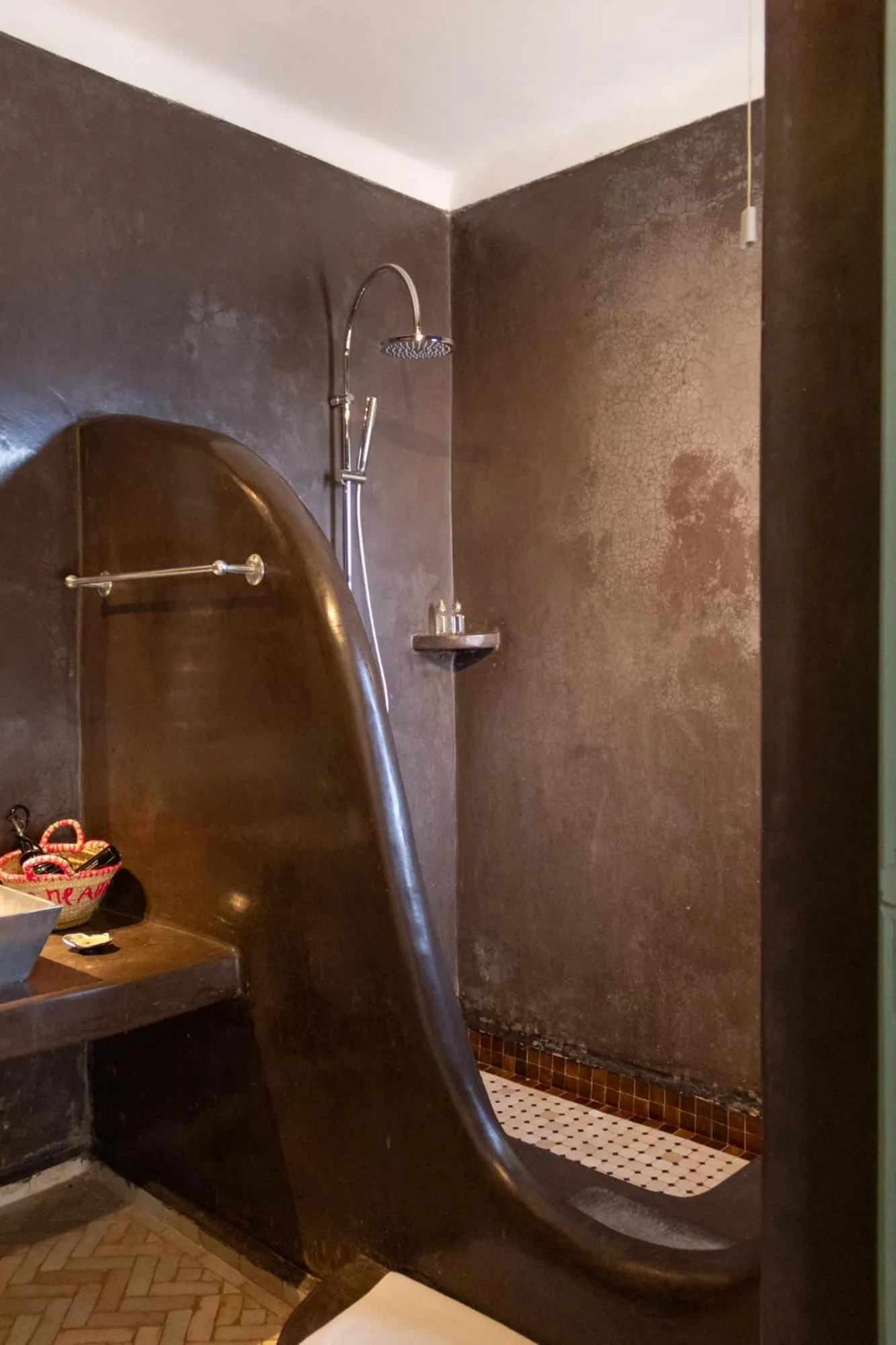 Shower in Jnane Allia