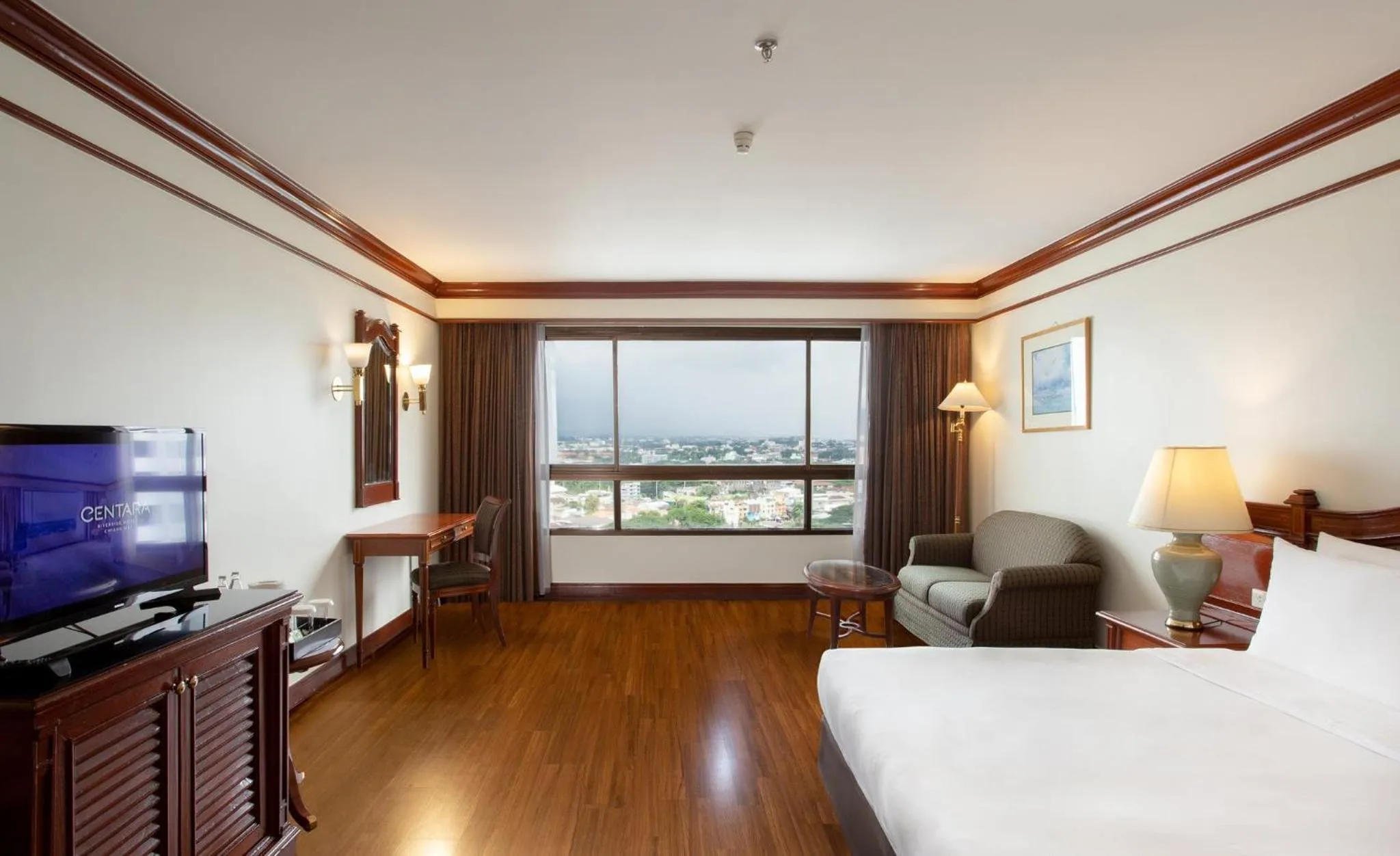 Bedroom, Bed in Centara Riverside Hotel Chiang Mai