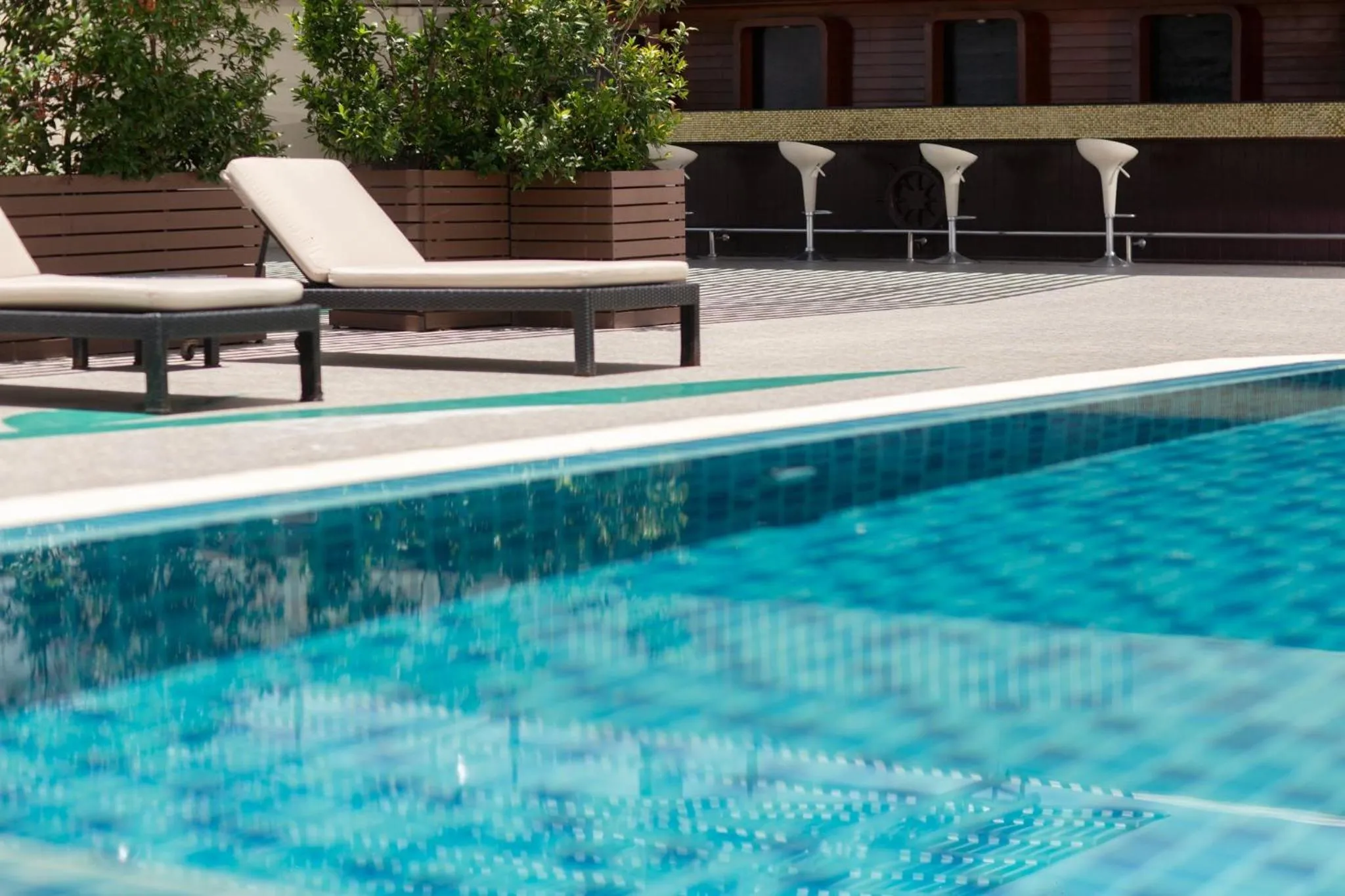 Swimming pool in Centara Riverside Hotel Chiang Mai