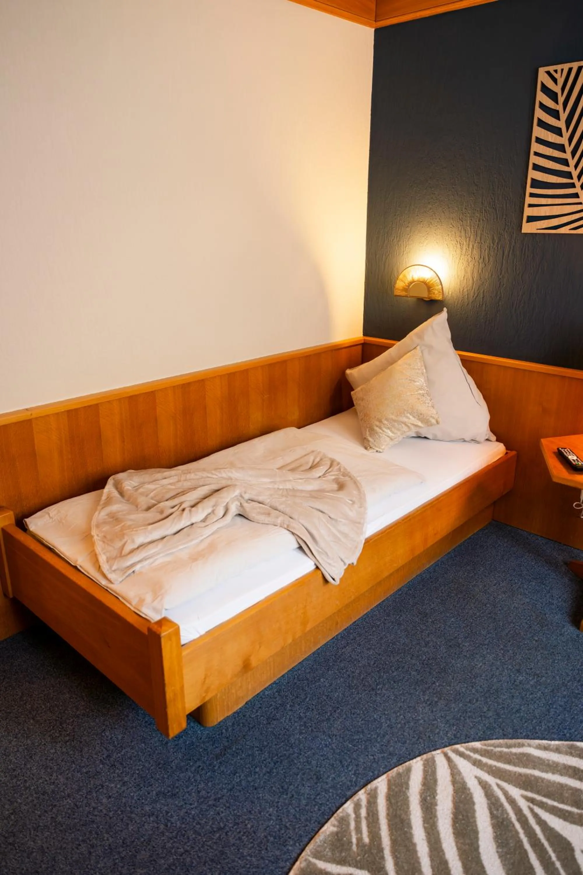 Bed in Hotel Gülser Weinstube