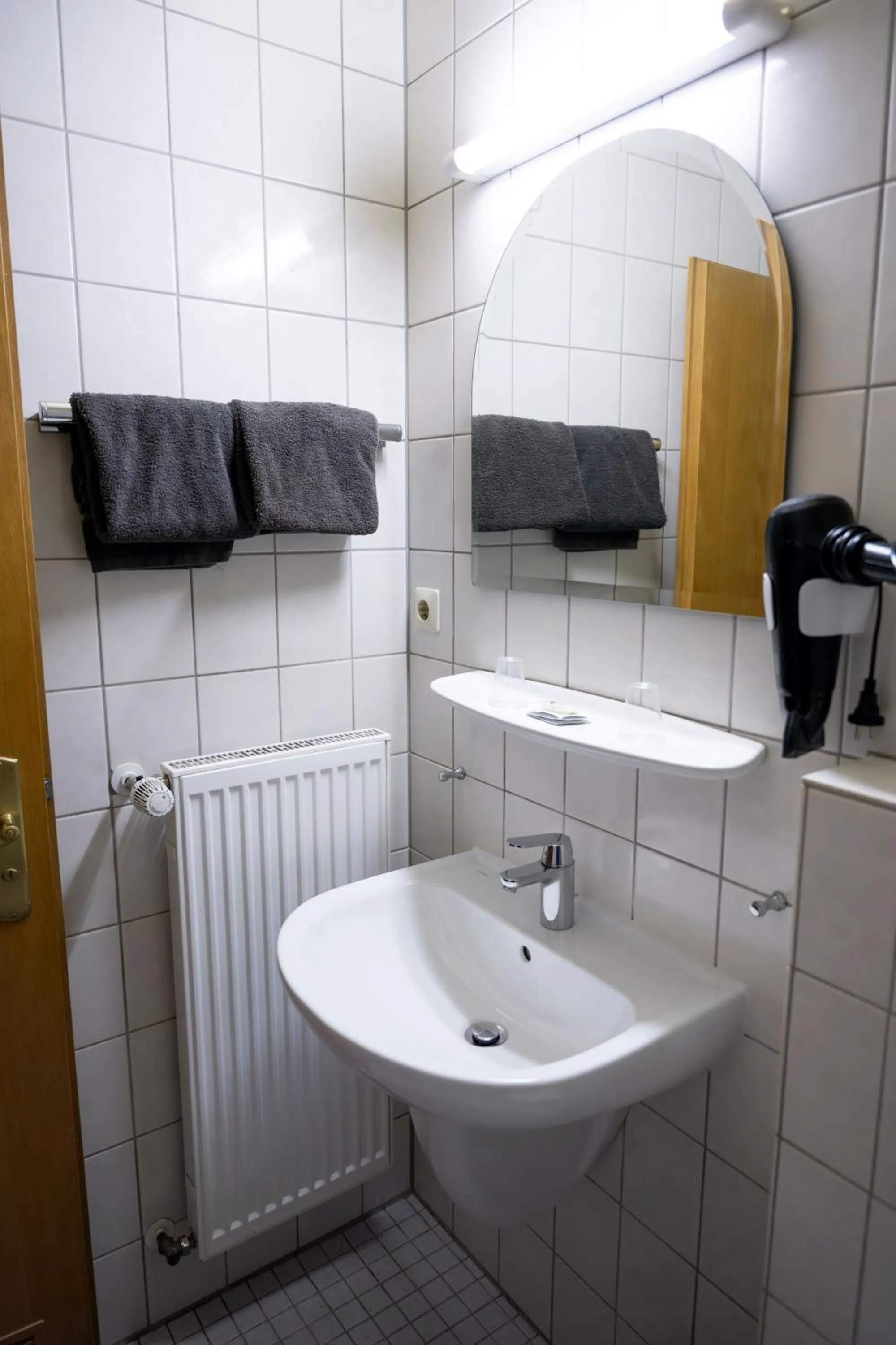 Bathroom in Hotel Gülser Weinstube