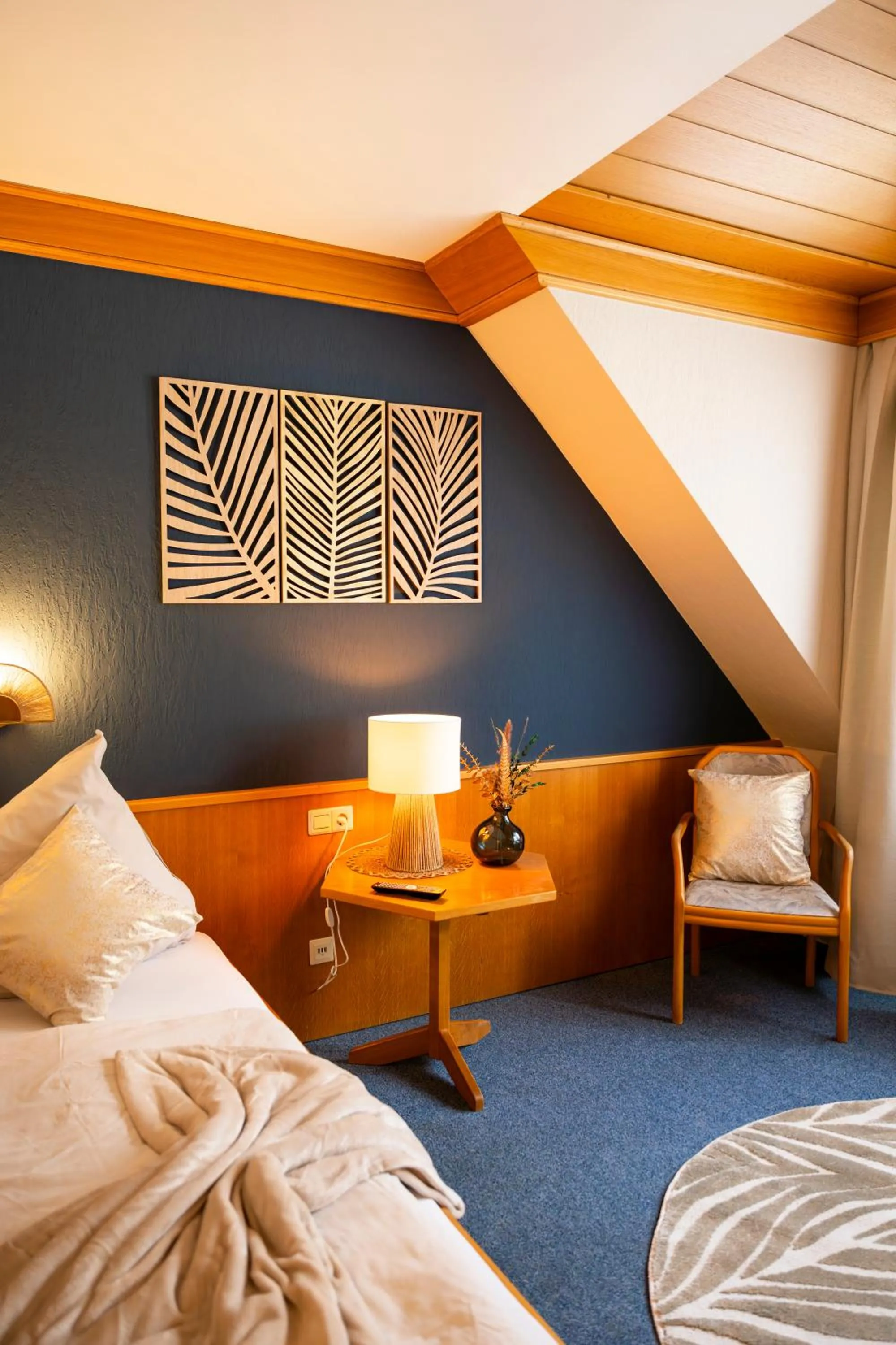 Bed in Hotel Gülser Weinstube