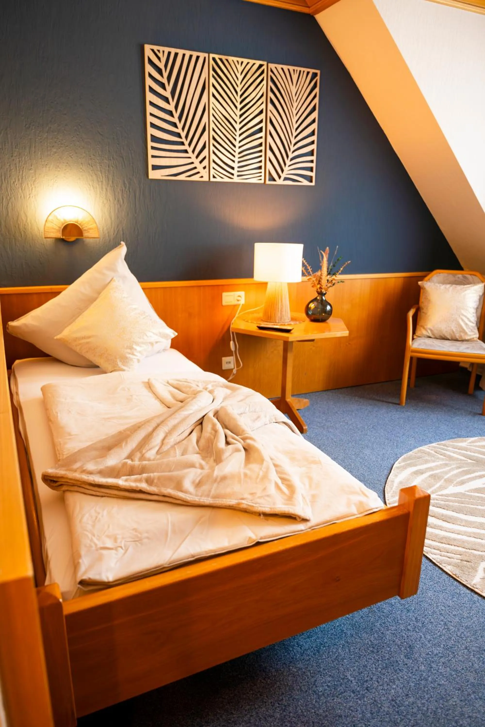 Bed in Hotel Gülser Weinstube