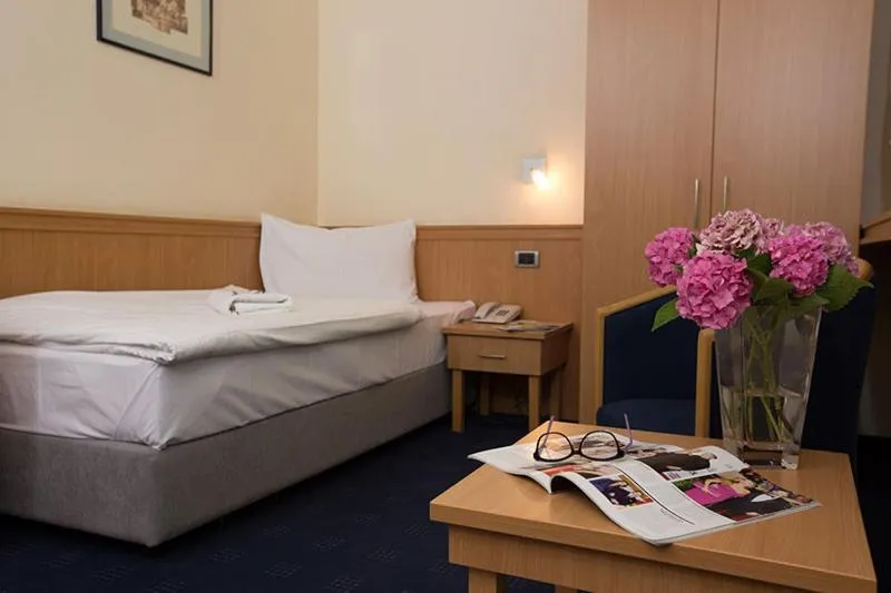 Bed in Hotel Tomislavov Dom