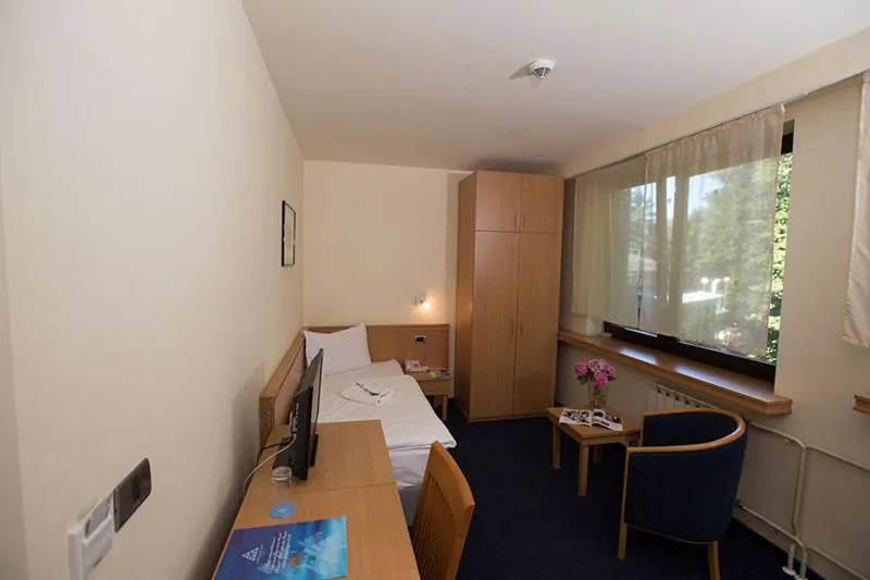 Bed in Hotel Tomislavov Dom