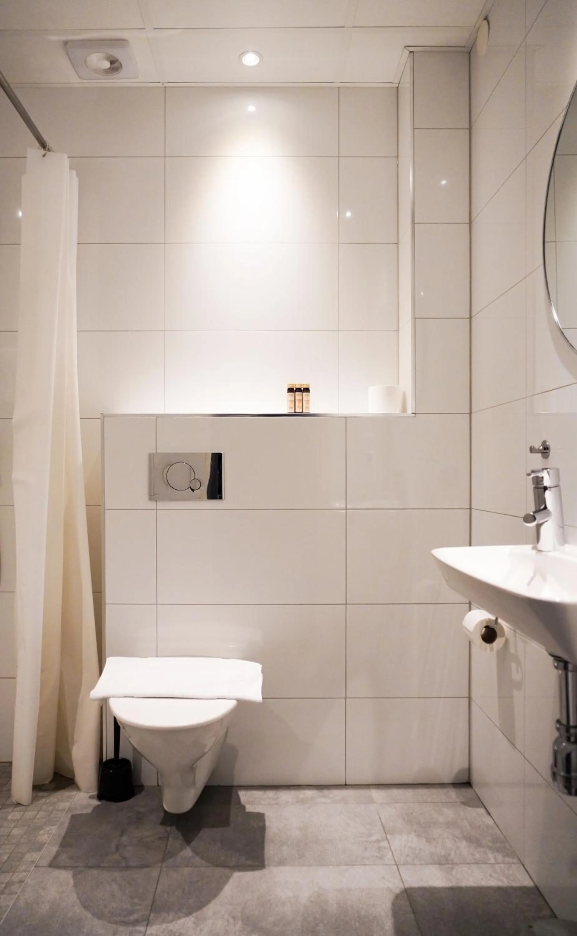 Shower in Åsby Hotell